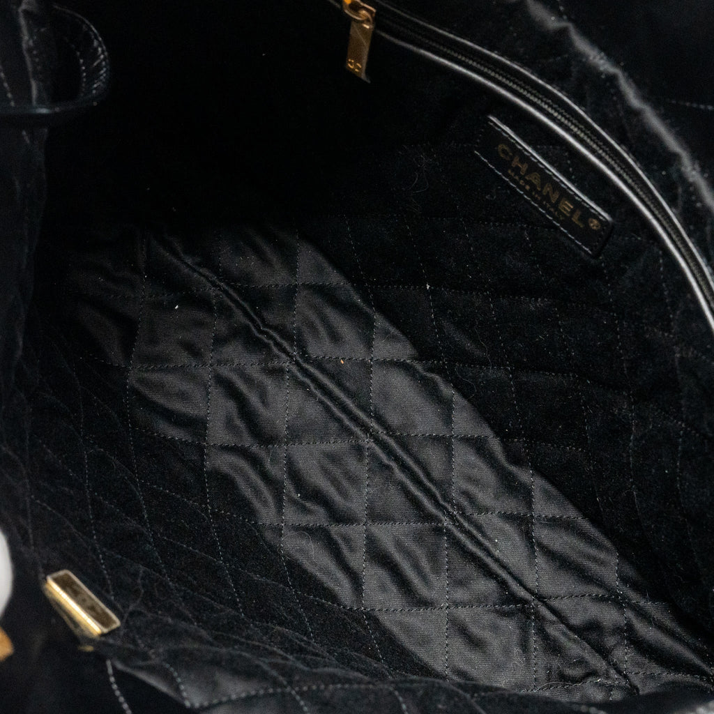 CHANEL SMALL 22 BAG SHINY CALFSKIN BLACK GHW (MICROCHIP)