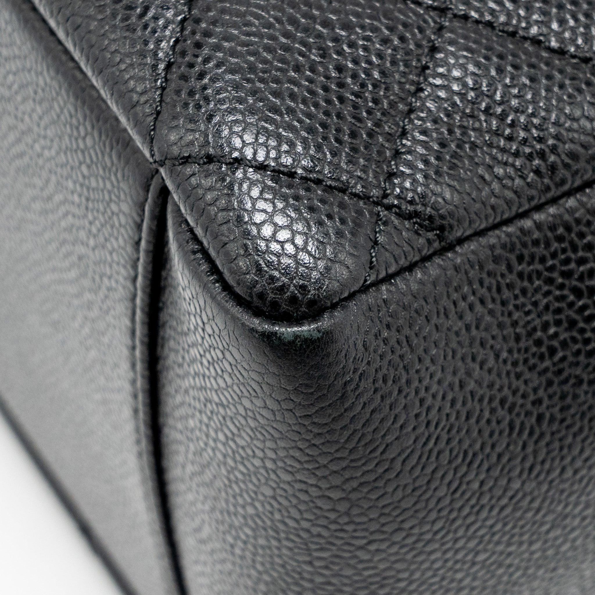 CHANEL GRAND SHOPPING TOTE / GST CAVIAR BLACK GHW