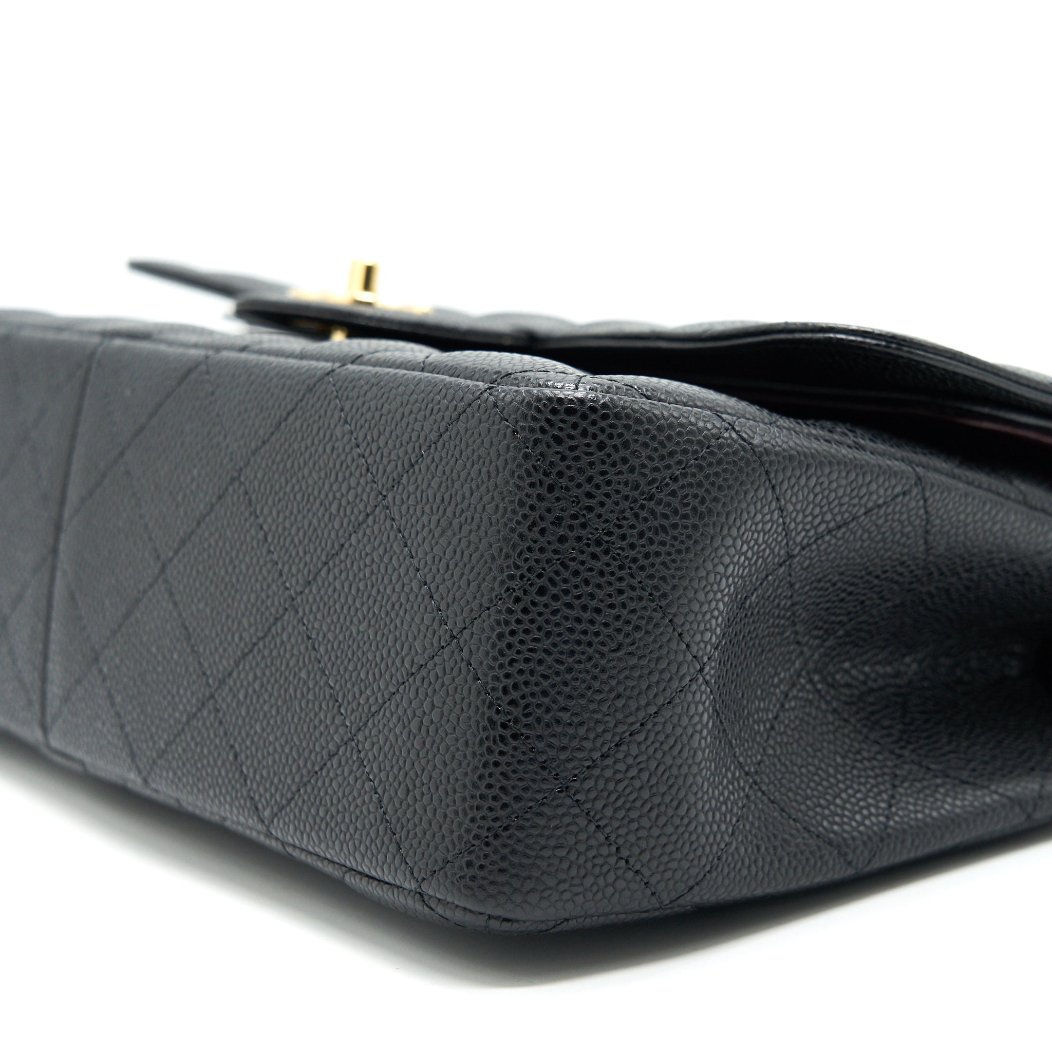 CHANEL JUMBO CLASSIC DOUBLE FLAP CAVIAR BLACK GHW