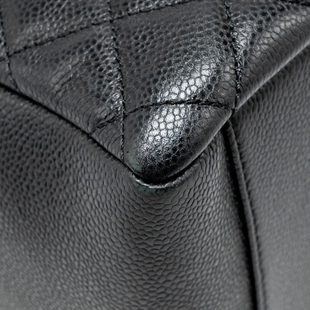 CHANEL GRAND SHOPPING TOTE / GST CAVIAR BLACK GHW