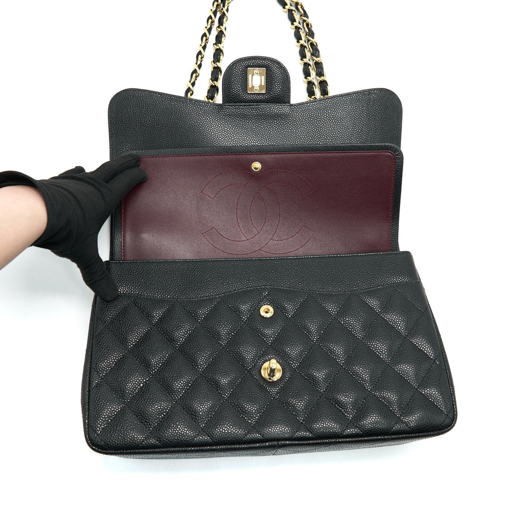 CHANEL JUMBO CLASSIC DOUBLE FLAP CAVIAR BLACK GHW