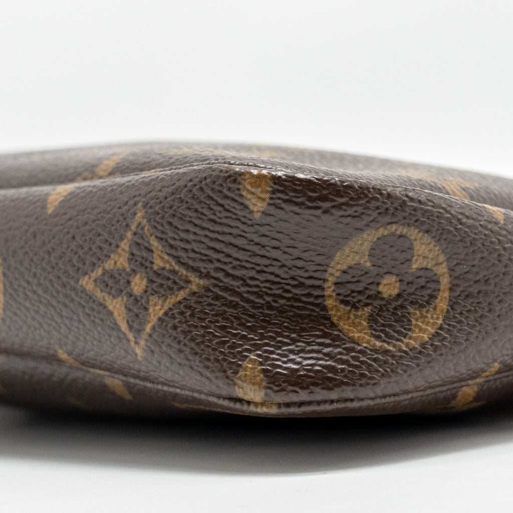 LOUIS VUITTON POCHETTE ACCESSORIES MONOGRAM CANVAS GHW
