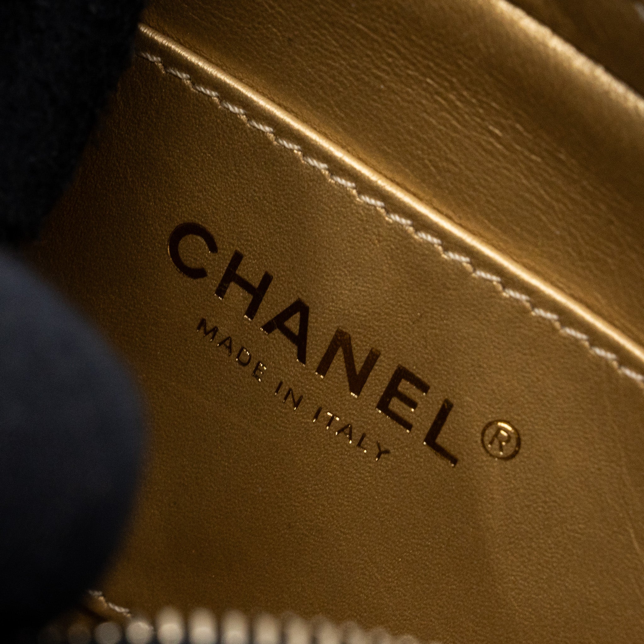 CHANEL PEARL CRUSH CAMERA BAG LAMBSKIN BLACK GHW (MICROCHIP)