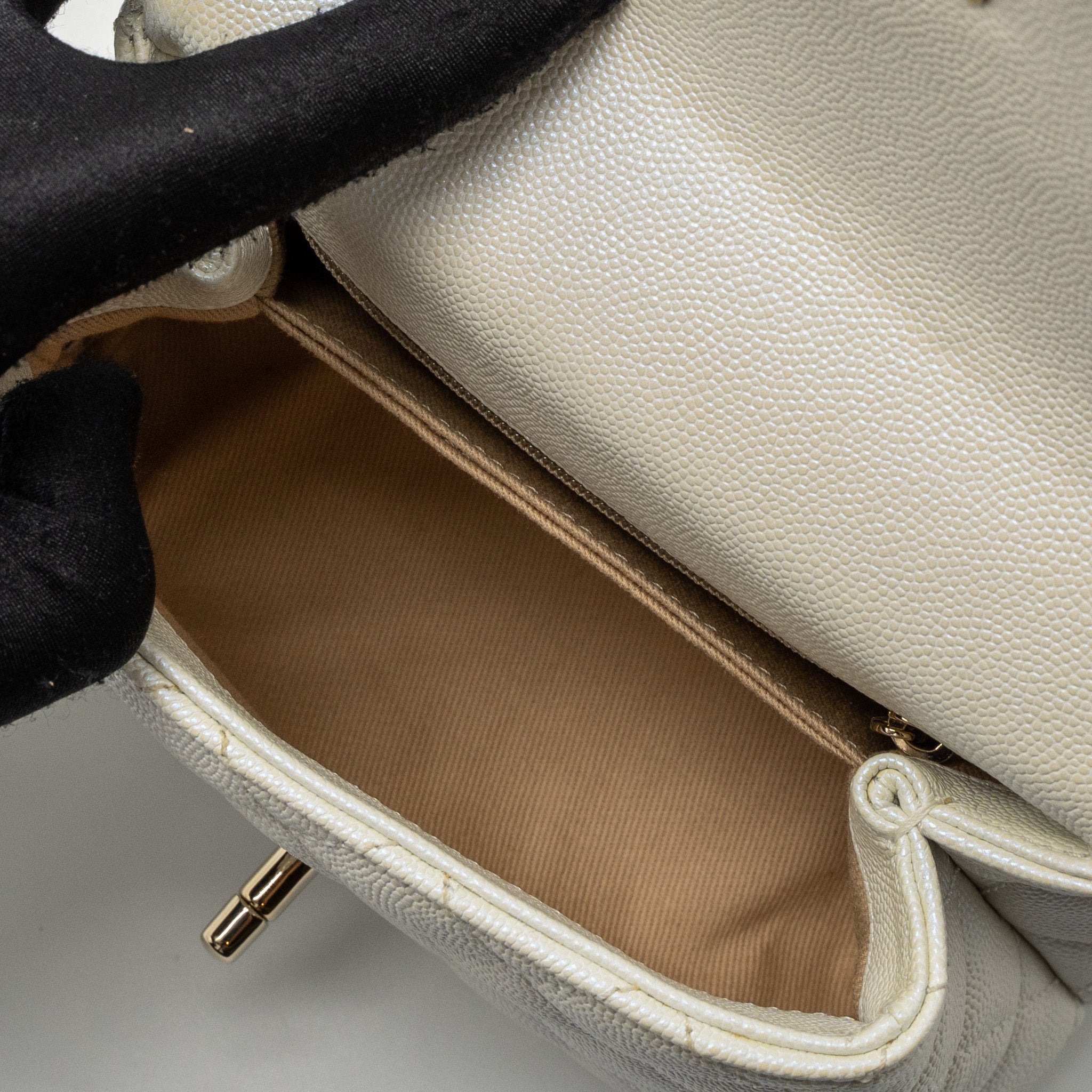 CHANEL MINI COCO HANDLE CAVIAR IRIDESCENT WHITE LGHW