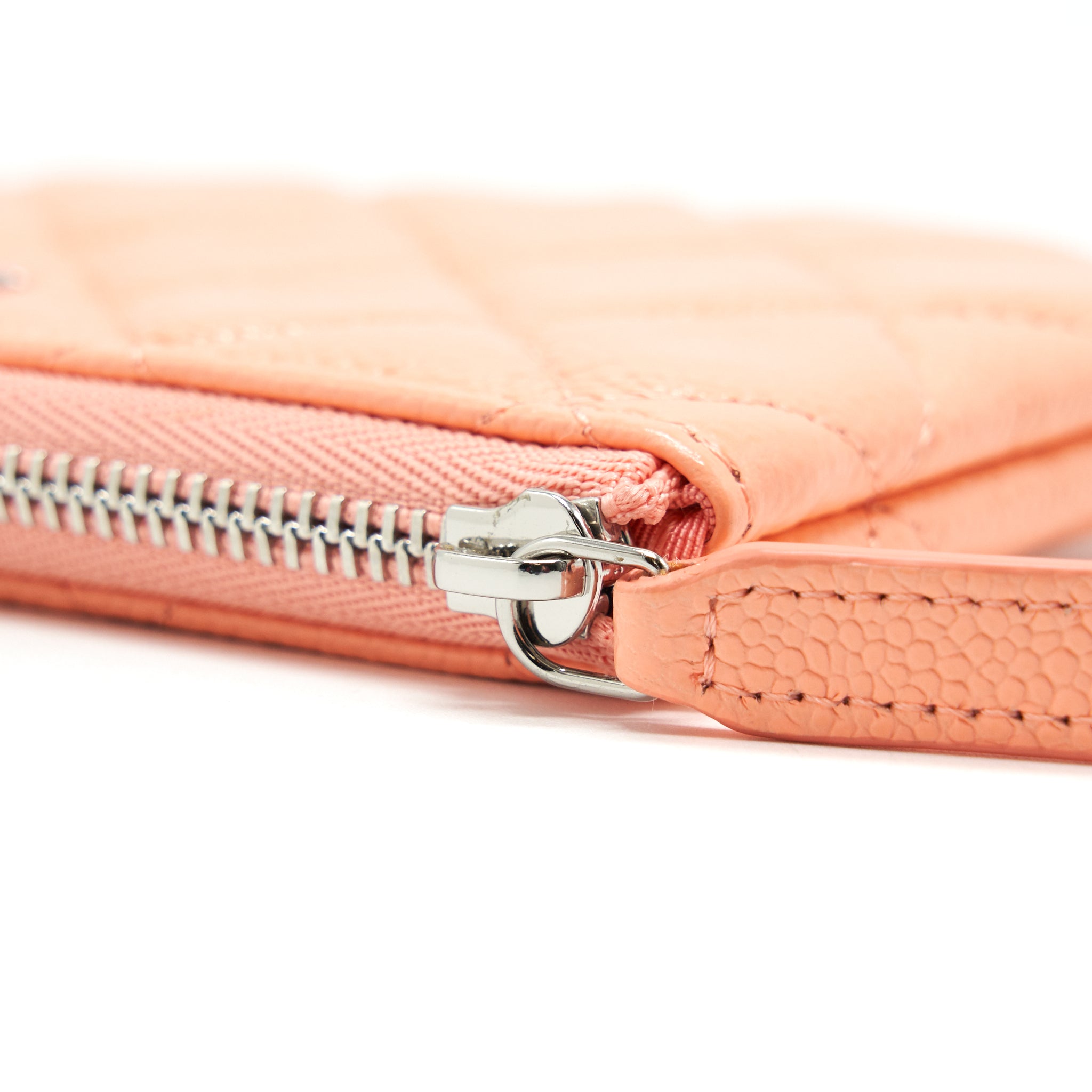 CHANEL MINI OCASE ZIP POUCH CORAL CAVIAR