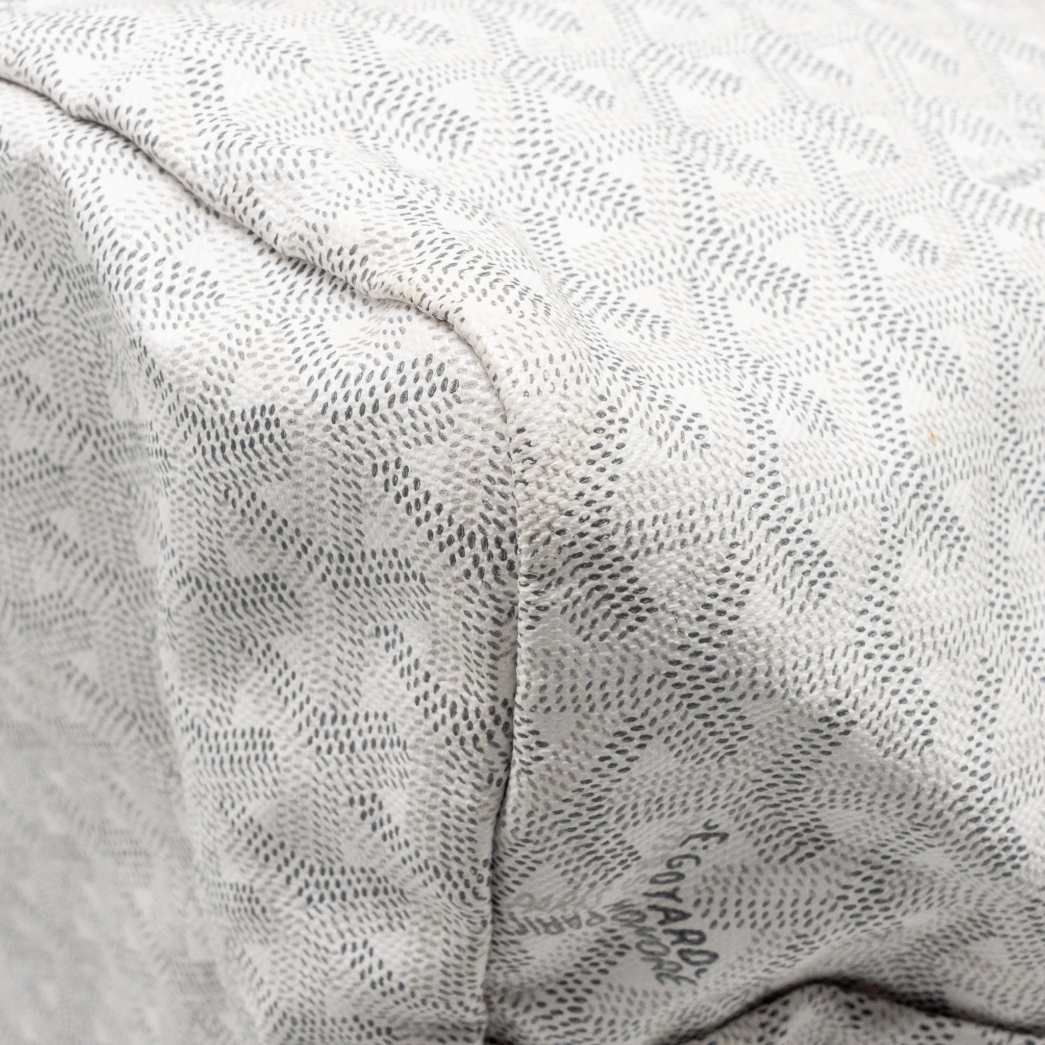 GOYARD SAINT LOUIS GM TOTE BAG GOYARDINE CANVAS / LEATHER WHITE