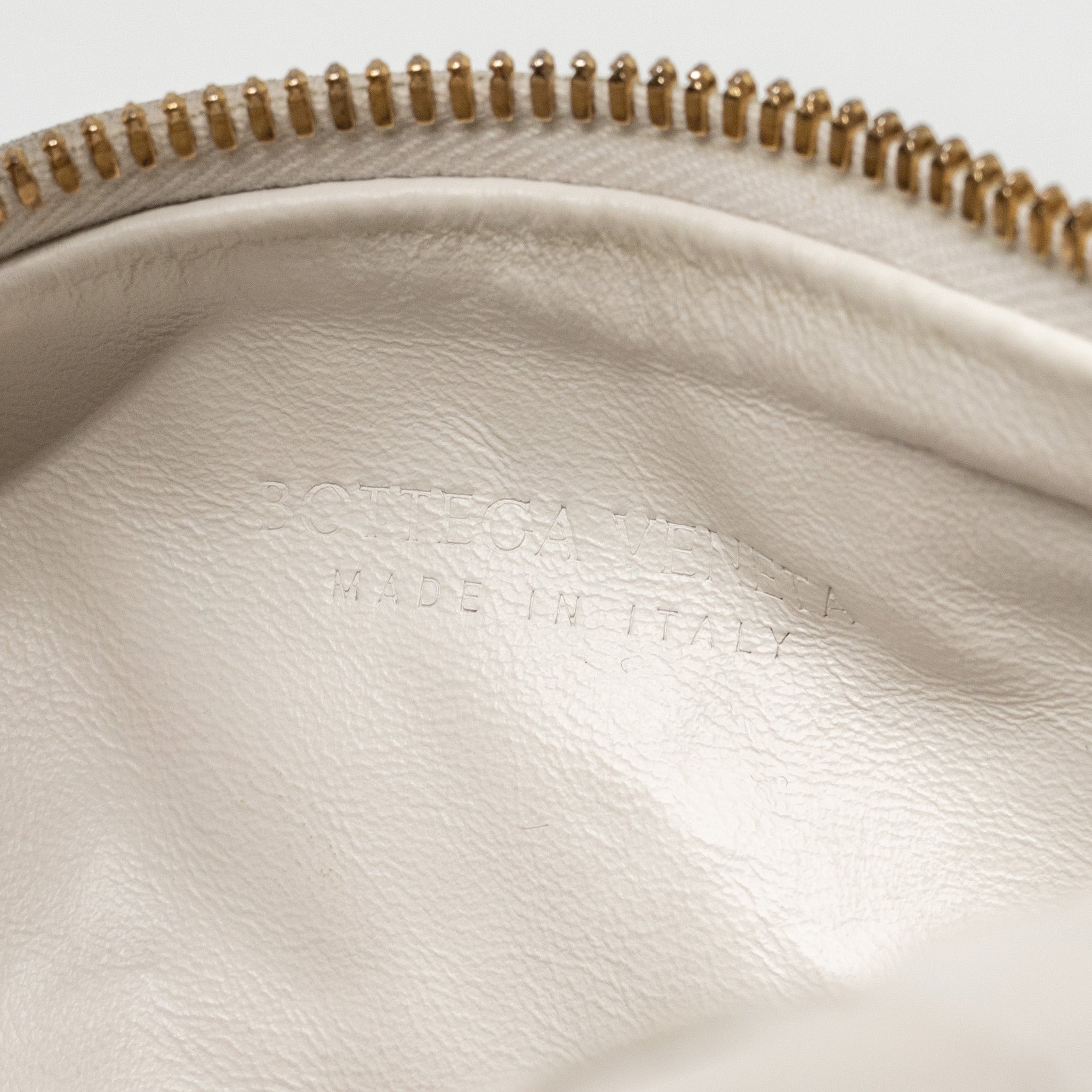 BOTTEGA VENETA MINI JODIE LAMBSKIN WHITE GHW