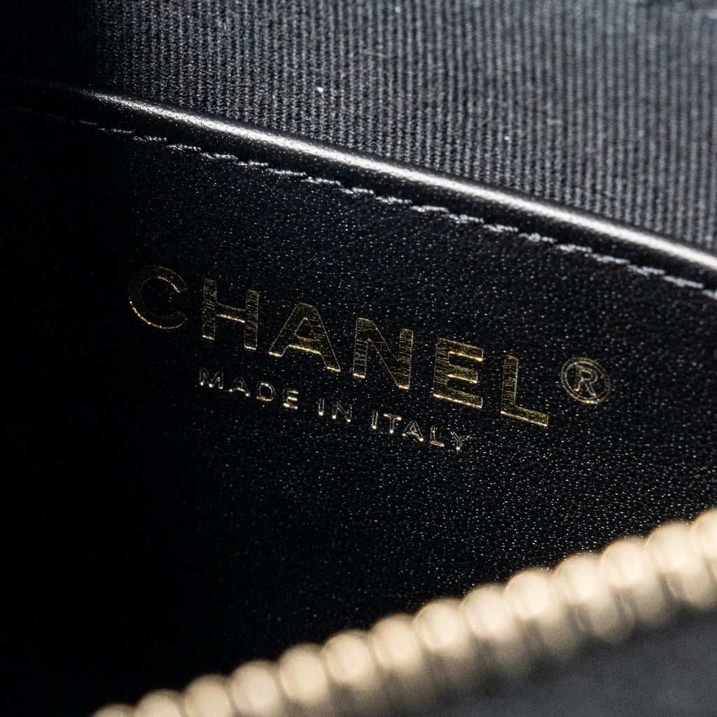 CHANEL 23K 19 HOBO SHOULDER BAG CALFSKIN BLACK GHW (MICROCHIP)