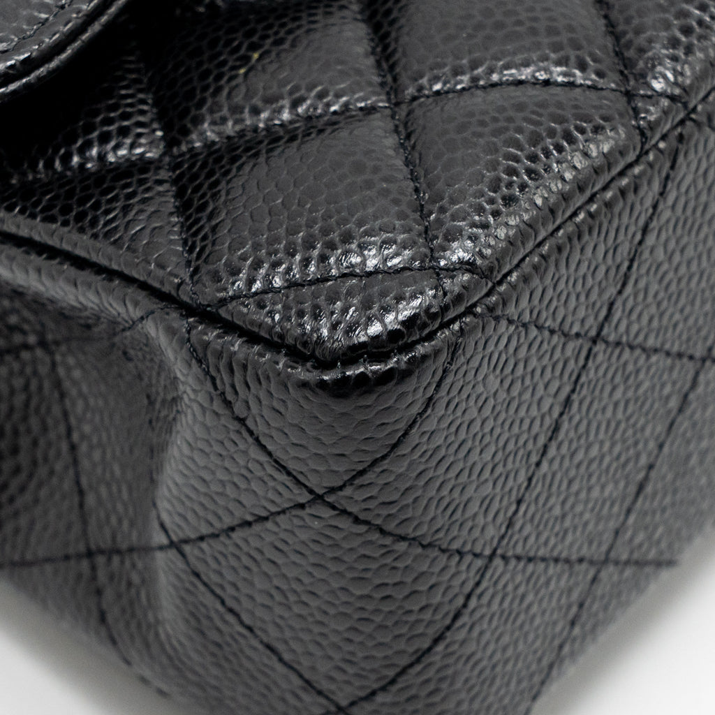 CHANEL MEDIUM CLASSIC DOUBLE FLAP BAG CAVIAR BLACK GHW