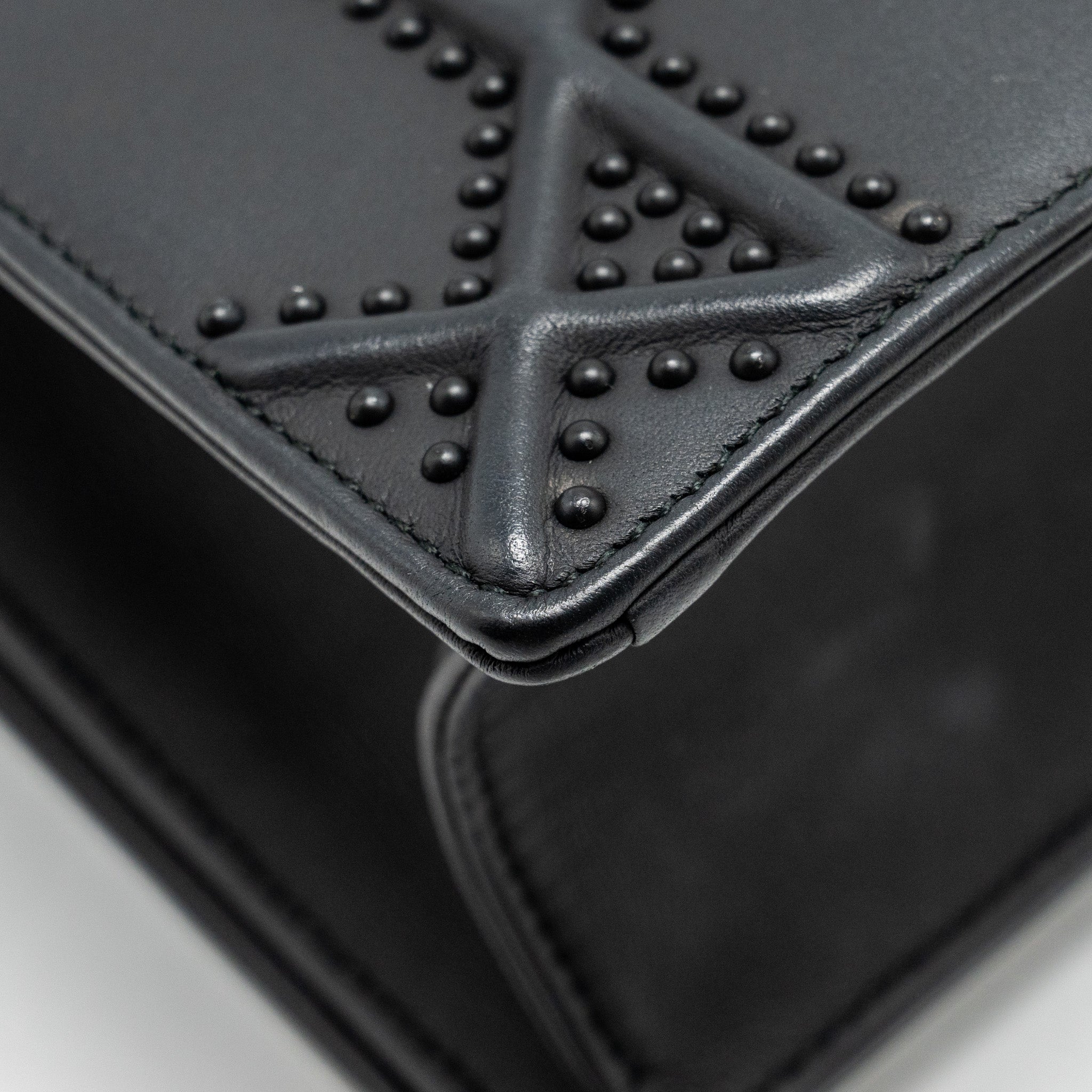 DIOR MEDIUM STUDDED DIORAMA CALFSKIN SO BLACK