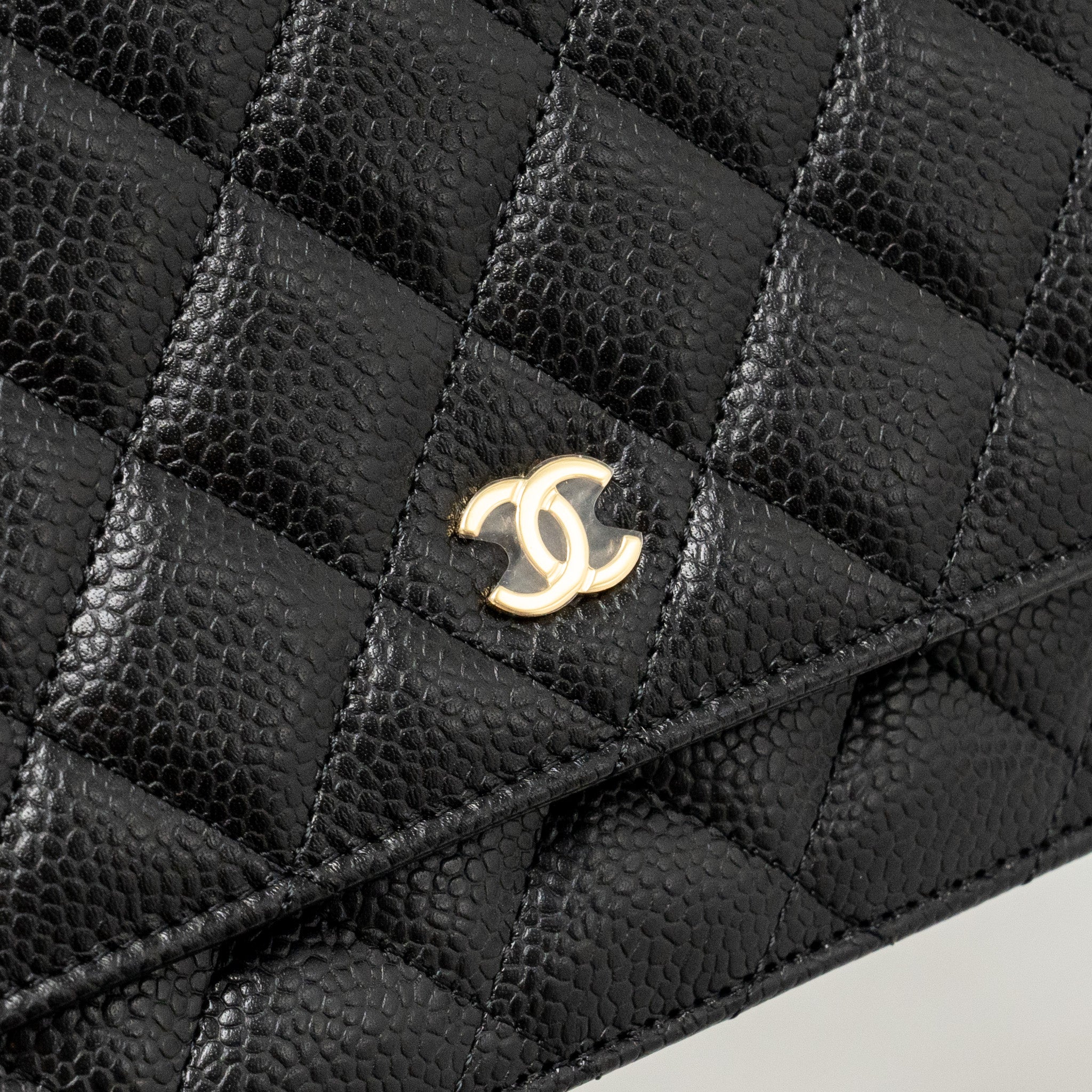 CHANEL CLASSIC WALLET ON CHAIN CAVIAR BLACK GHW (MICROCHIP)