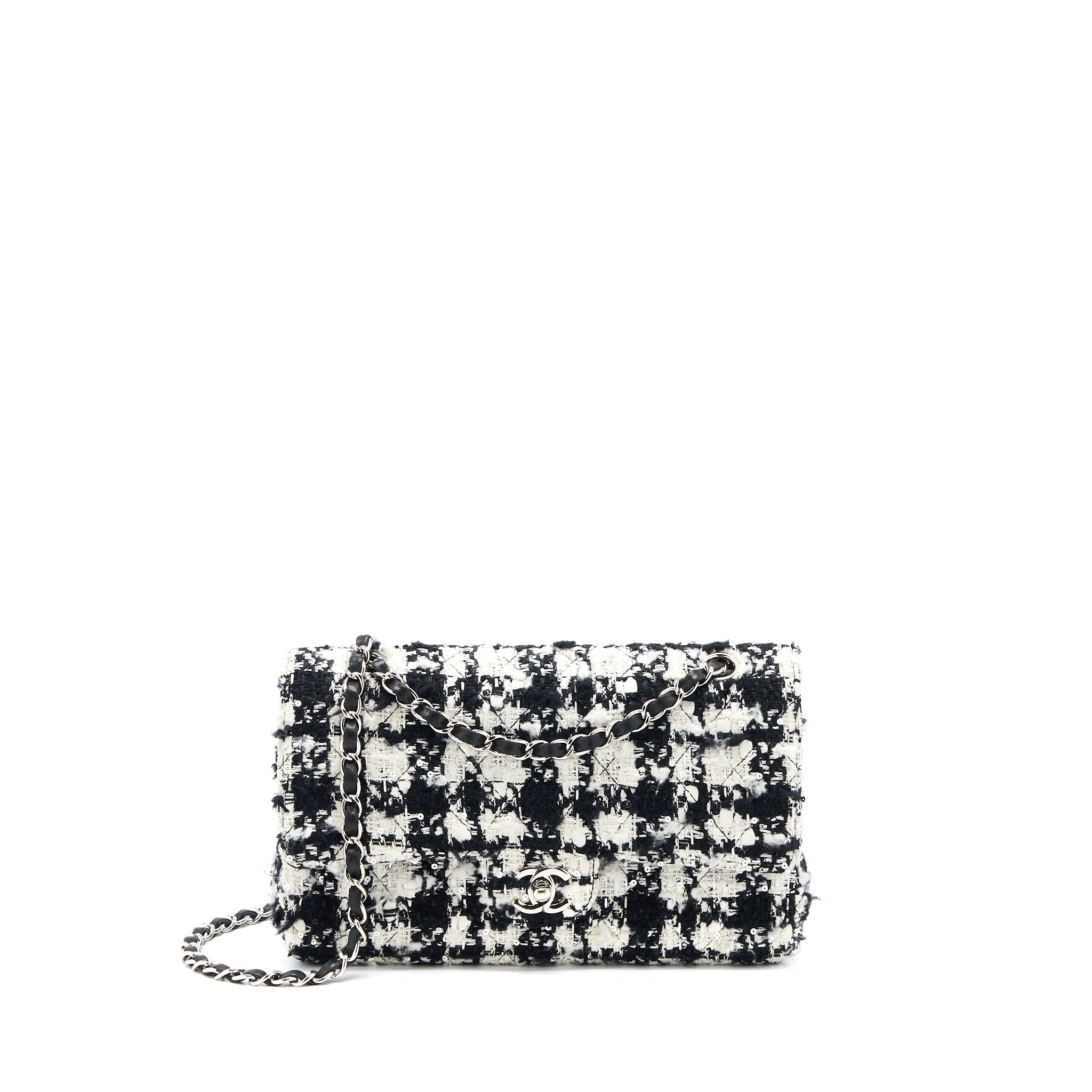 CHANEL VINTAGE MEDIUM CLASSIC FLAP BAG TWEED BLACK AND WHITE SHW
