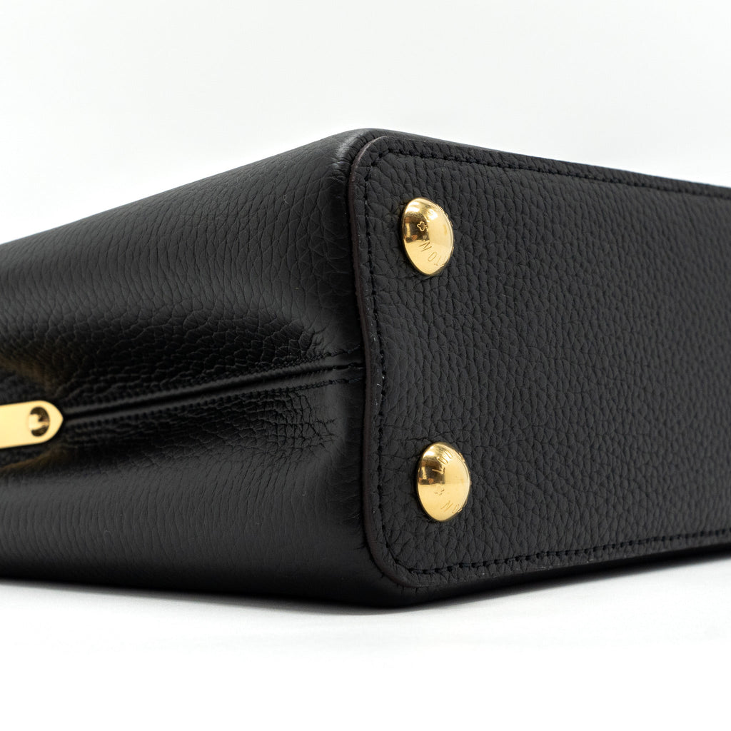 LOUIS VUITTON CAPUCINES BB TAURILLON BLACK GHW(NEW VERSION)