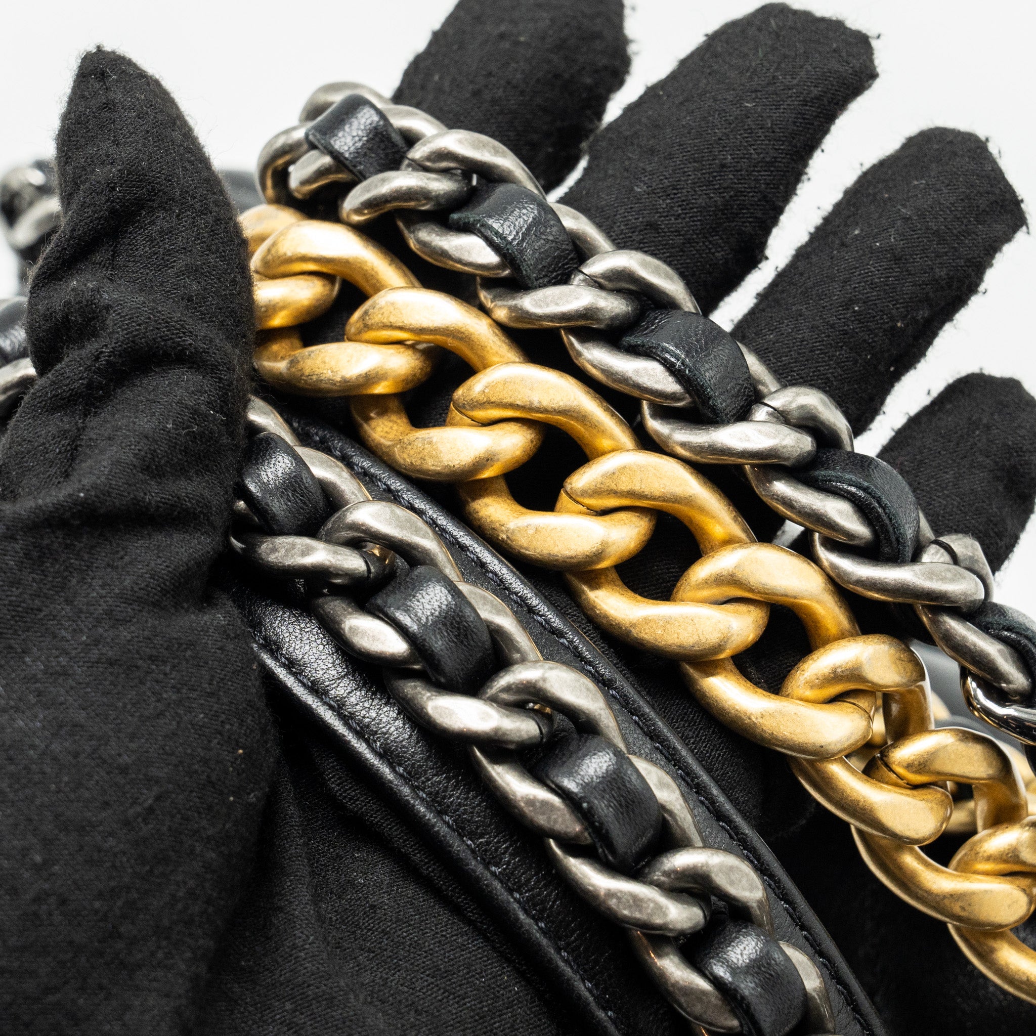 CHANEL SMALL 19 BAG LAMBSKIN BLACK MULTICOLOUR HARDWARE