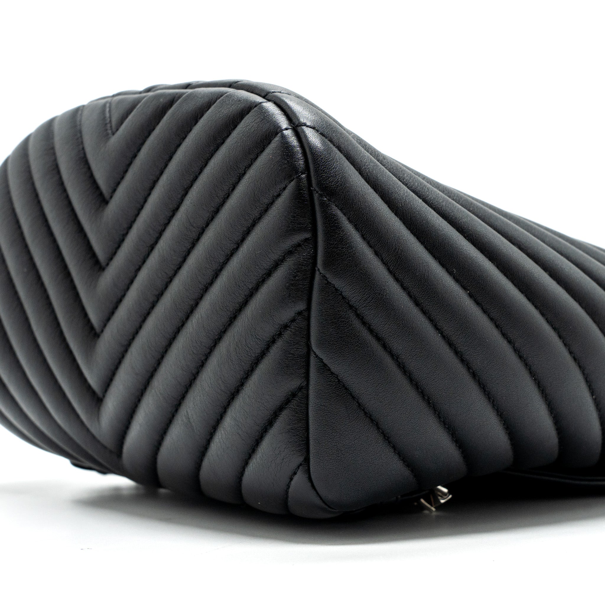 CHANEL SMALL URBAN SPIRIT  BACKPACK CHEVRON CALFSKIN BLACK SHW