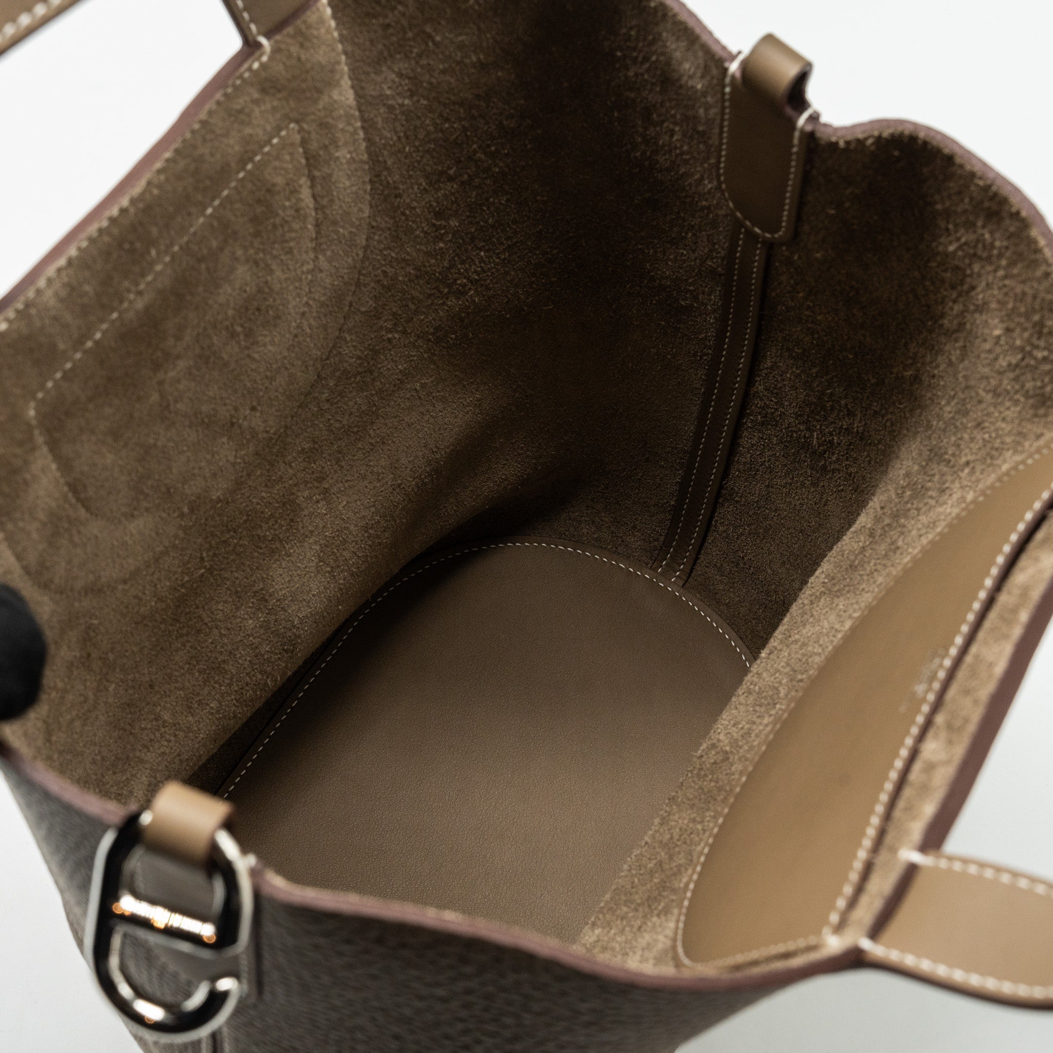HERMES IN-THE-LOOP 23 BAG CLEMENCE ETOUPE SHW