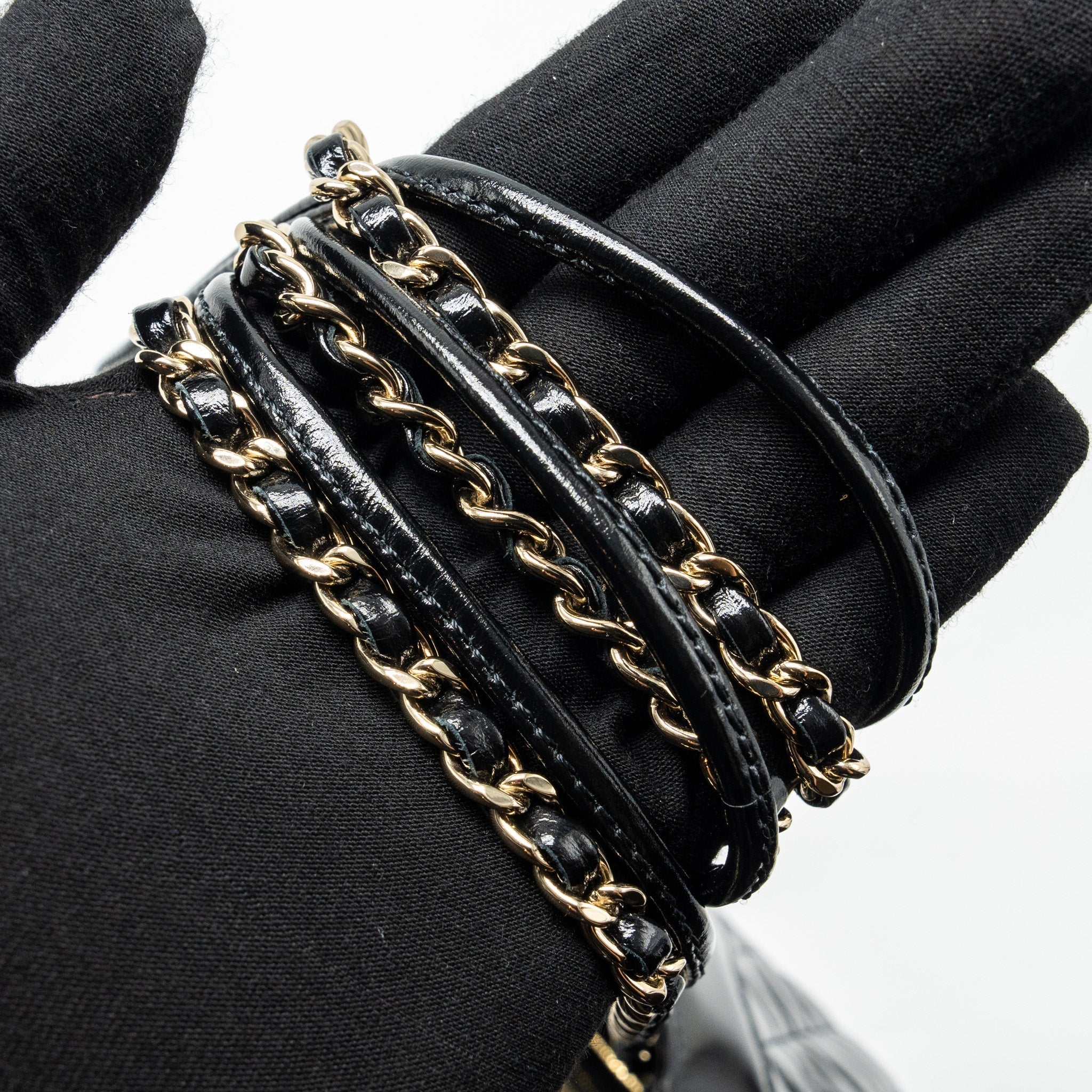 CHANEL MINI 31 BAG SHINY CALFSKIN BLACK LGHW (MICROCHIP)