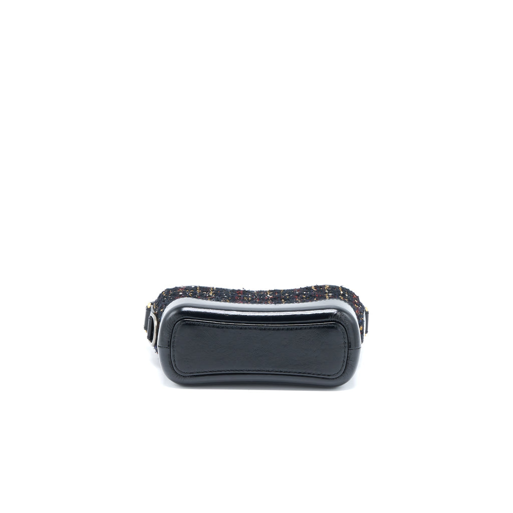 CHANEL SMALL GABRIELLE HOBO BAG TWEED/LEATHER BLACK MULTICOLOUR HARDWARE