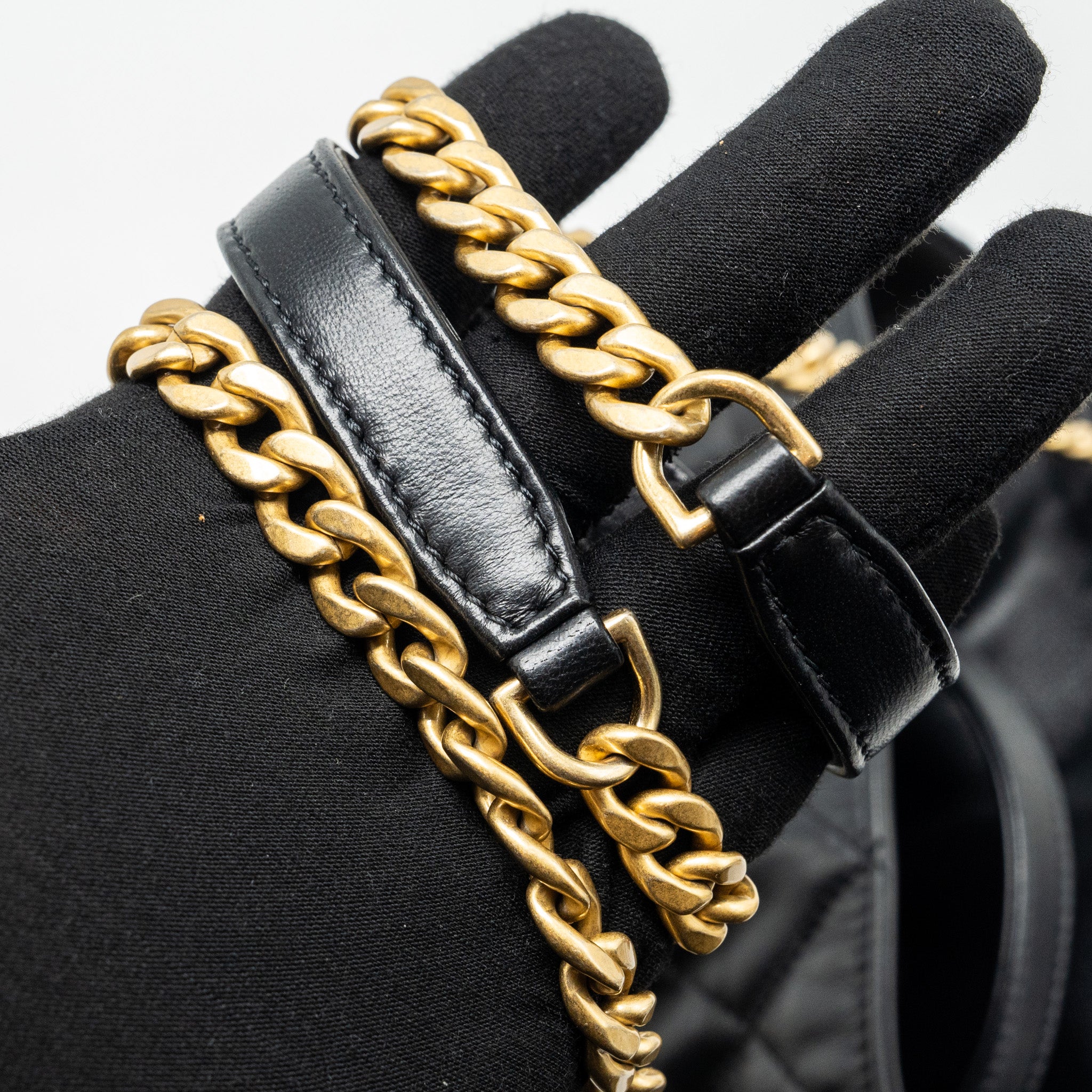 CHANEL 22P DRAWSTRING BUCKET BAG LAMBSKIN BLACK GHW (MICROCHIP)