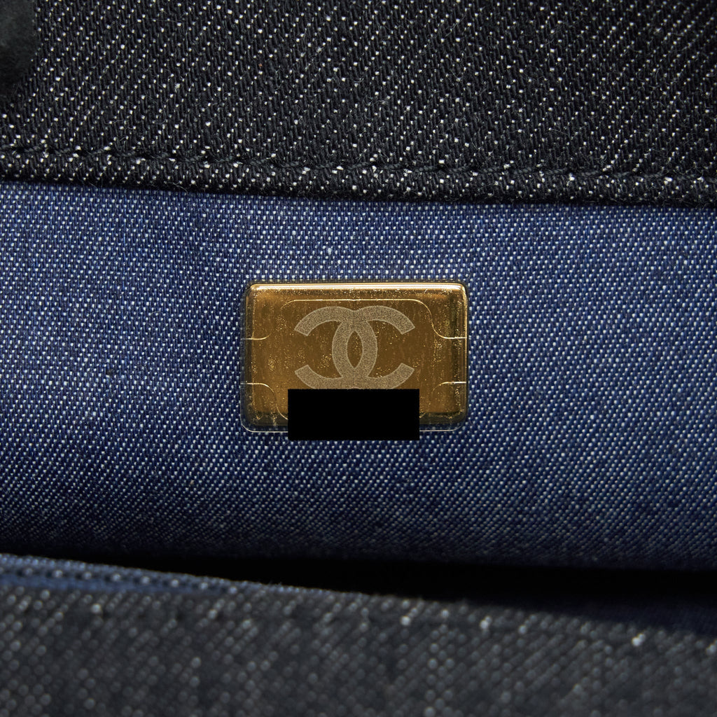 CHANEL 22S SMALL DENIM CC LOGO SHOULDER BAG GHW