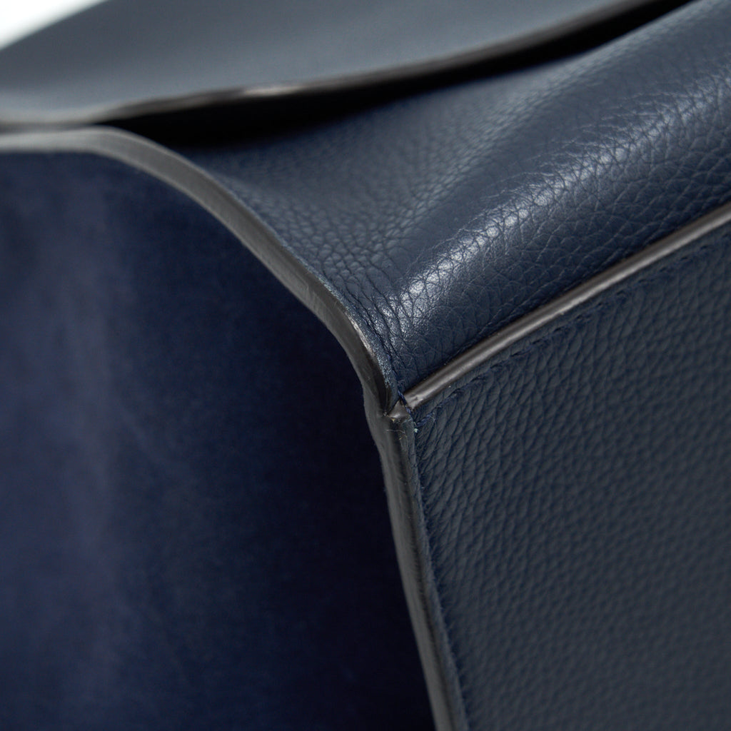 CELINE TRAPEZE BAG NAVY WITH SHW