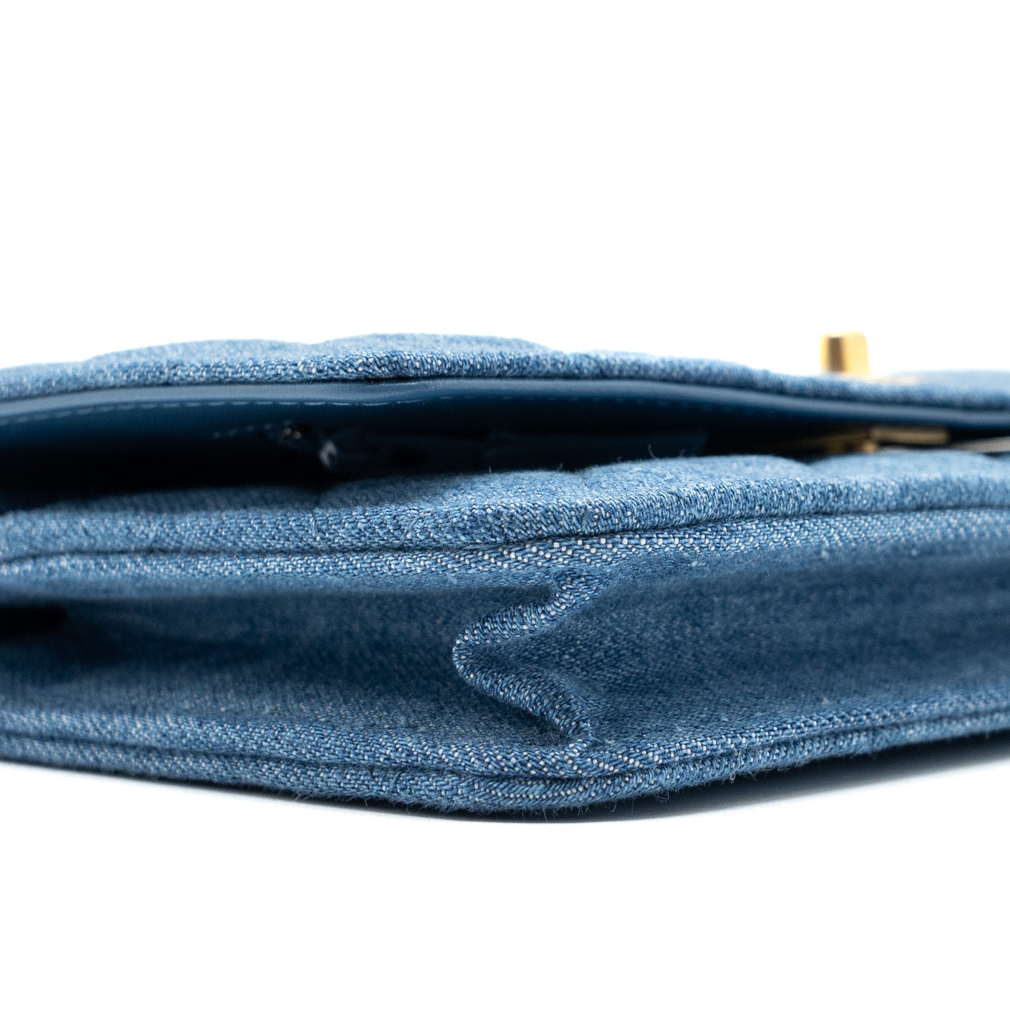 CHANEL 22C PEARL CRUSH WALLET ON CHAIN DENIM BLUE GHW (MICROCHIP)