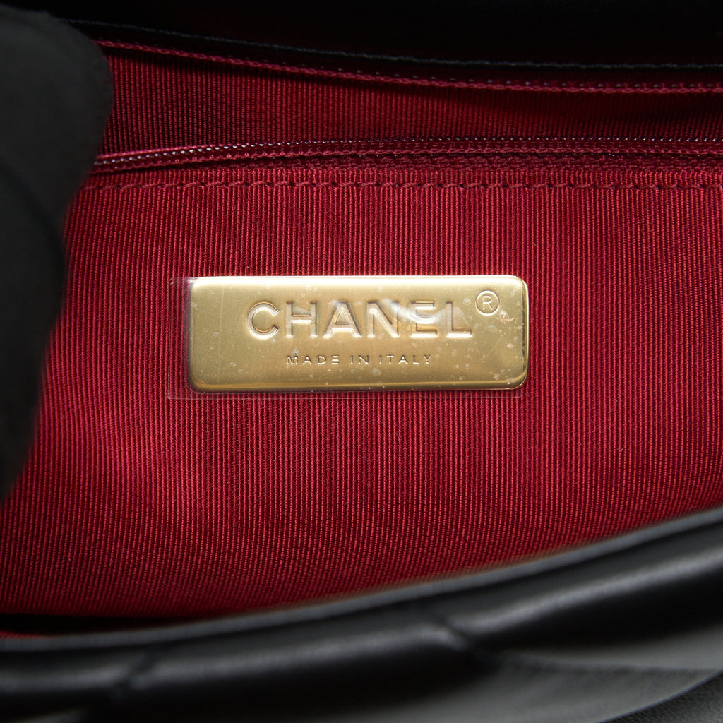 CHANEL SMALL 19 BAG BLACK