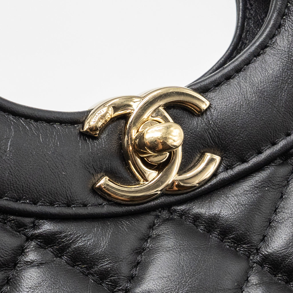 CHANEL 23A MINI 31 BAG CALFSKIN BLACK LGHW (MICROCHIP)