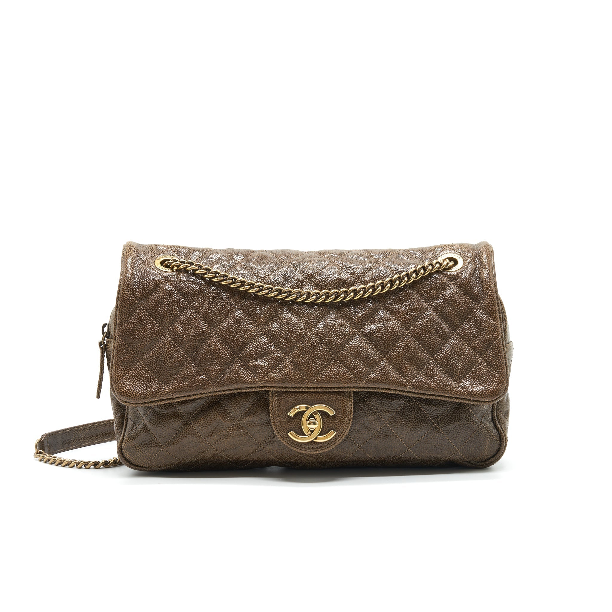 CHANEL SEASONAL CAVIAR JUMBO FLAP BAG WITH GHW