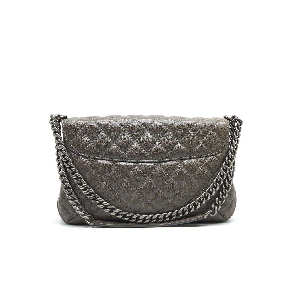CHANEL SEASONAL JUMBO CAVIAR FLAP BAG GREY WITH RUTHENIUM HARDWARE