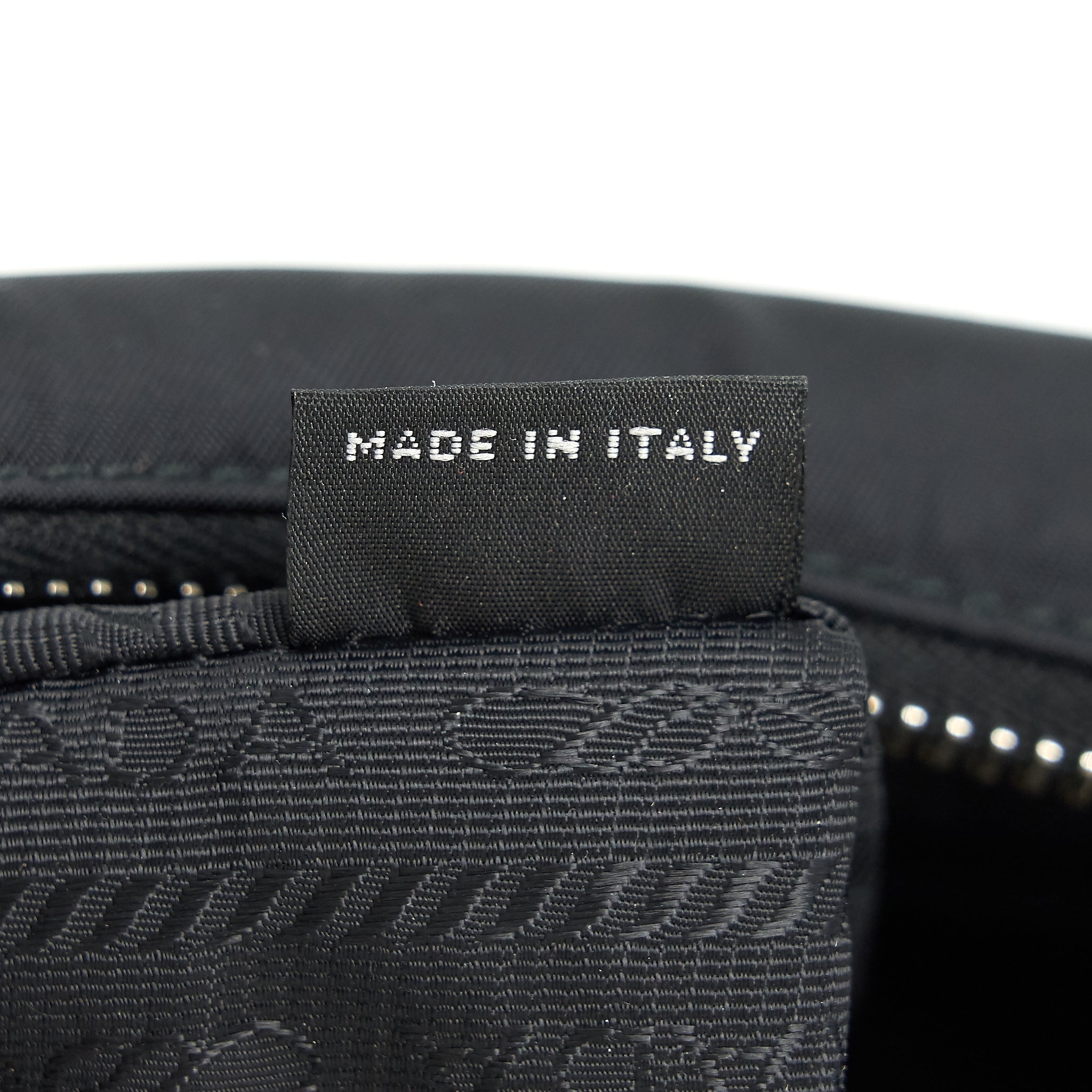 PRADA RE-EDITION 2005 SHOULDER BAG CANVAS SHW