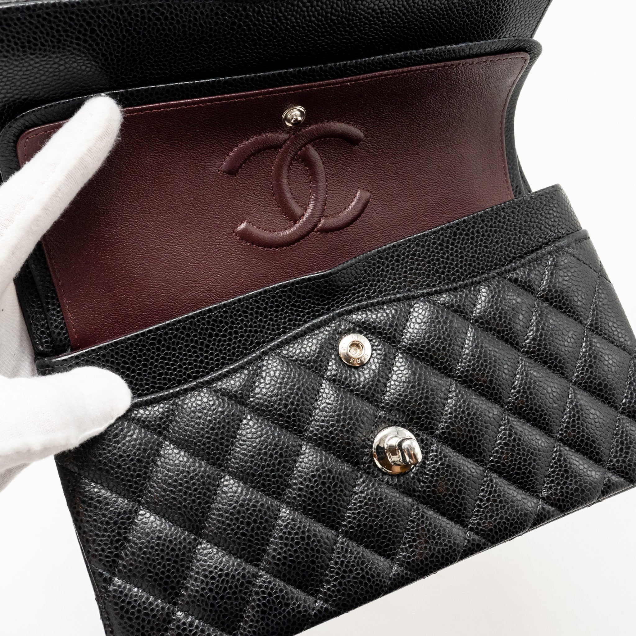 CHANEL SMALL CLASSIC DOUBLE FLAP BAG CAVIAR BLACK SHW (MICROCHIP)