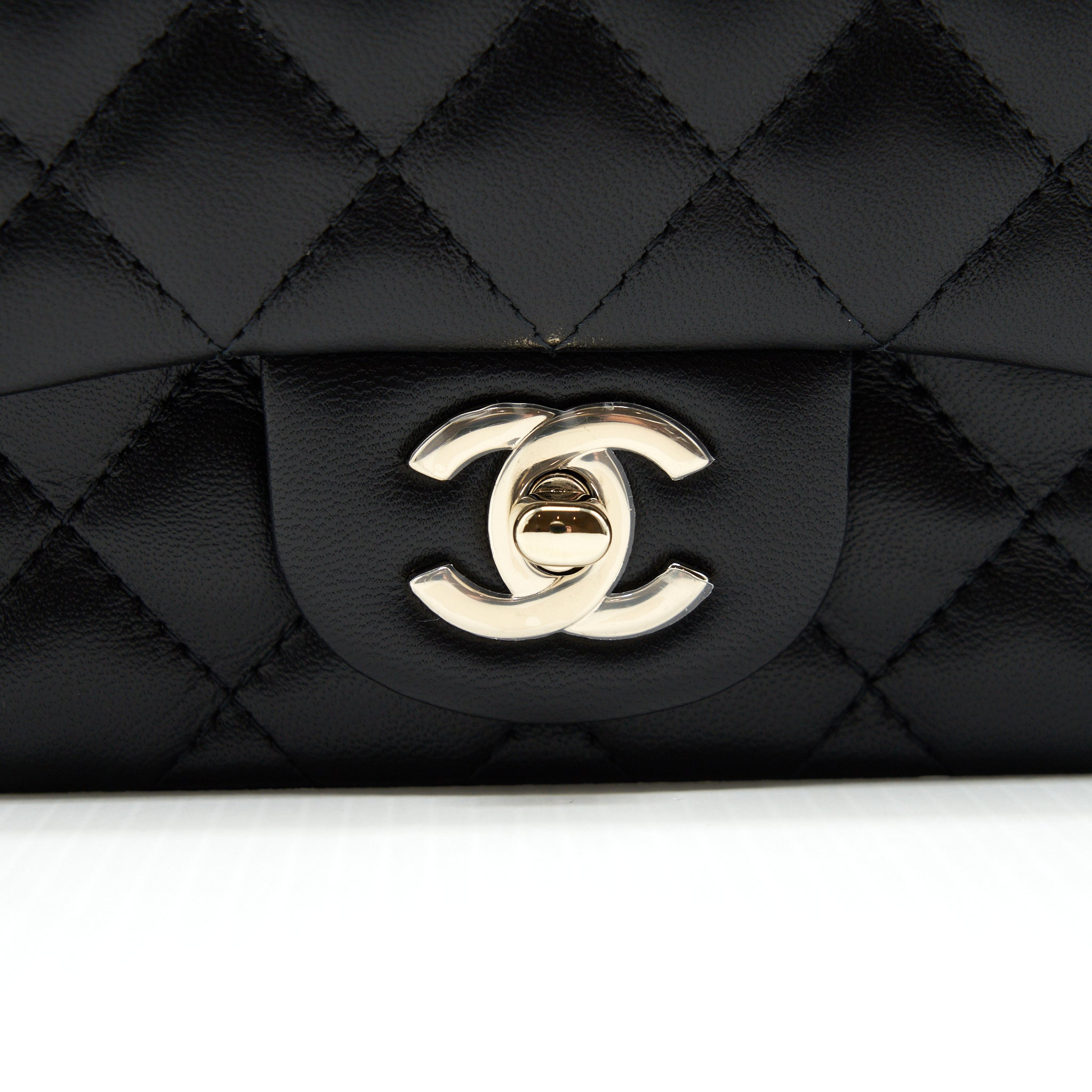 CHANEL 22C MINI SQUARE FLAP BAG LAMBSKIN BLACK LGHW(MICROCHIP)