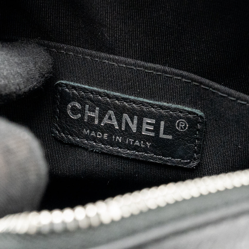 CHANEL DIAGONAL CHEVRON CAMERA BAG WITH DETAILED TASSEL CALFSKIN BLACK SHW