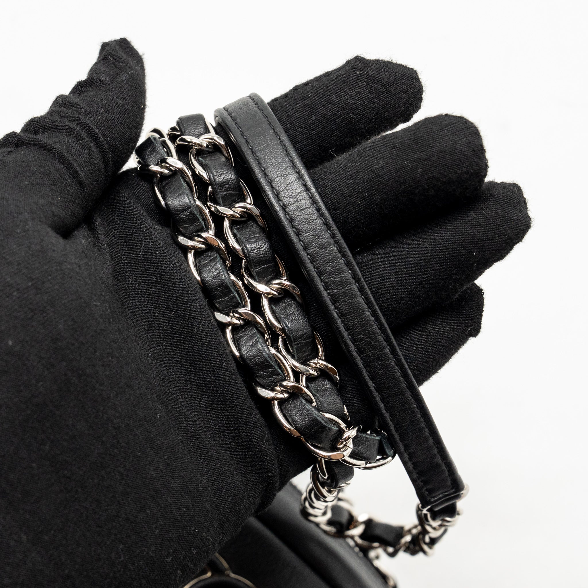 CHANEL DIAGONAL CHEVRON CAMERA BAG WITH DETAILED TASSEL CALFSKIN BLACK SHW