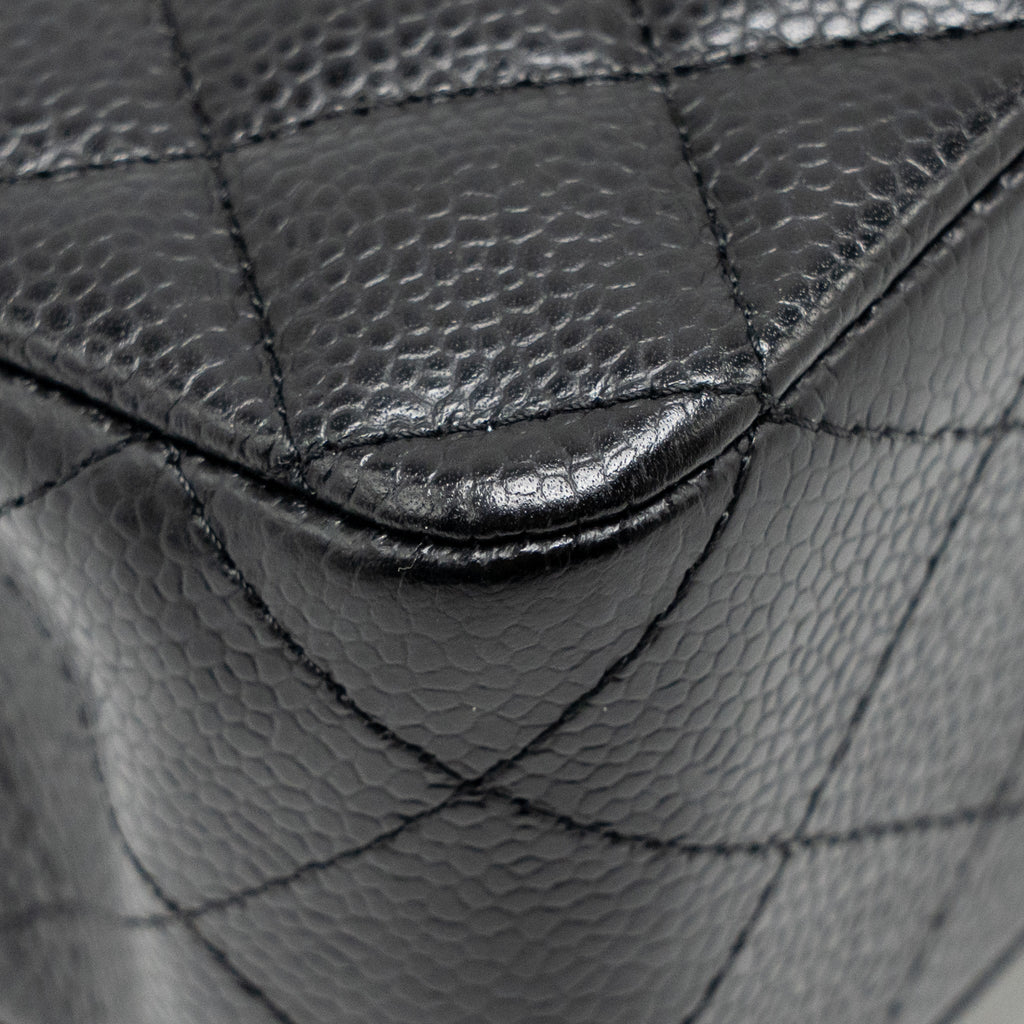 CHANEL MEDIUM CLASSIC DOUBLE FLAP BAG CAVIAR BLACK GHW