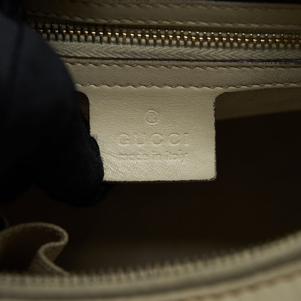 GUCCI VINTAGE SHOULDER BAG WHITE/EXTRA WALLET