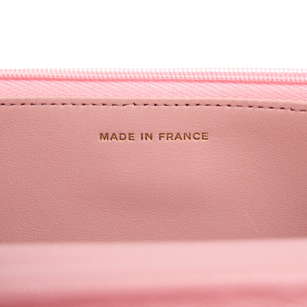 CHANEL 22C CLASSIC WALLET ON CHAIN CAVIAR PINK LGHW (MICROCHIP)