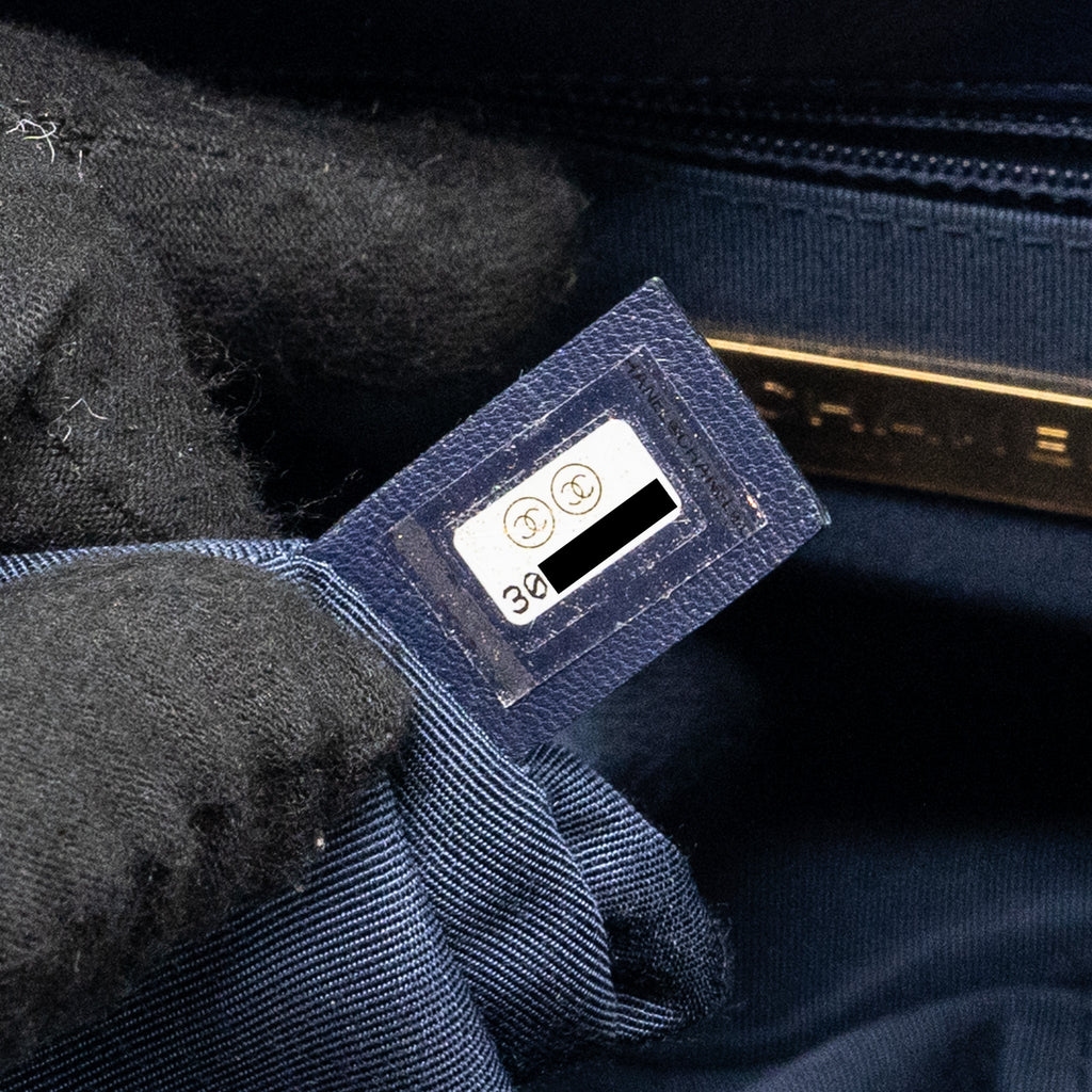 CHANEL MAXI 19 BAG GOATSKIN DARK BLUE MULTICOLOUR HARDWARE