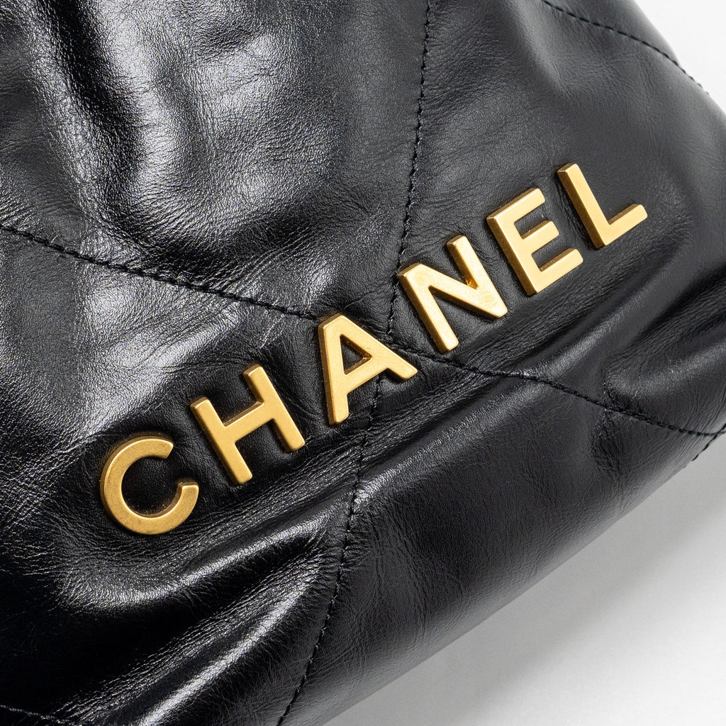 CHANEL MINI 22 BAG SHINY CALFSKIN BLACK GHW (MICROCHIP)