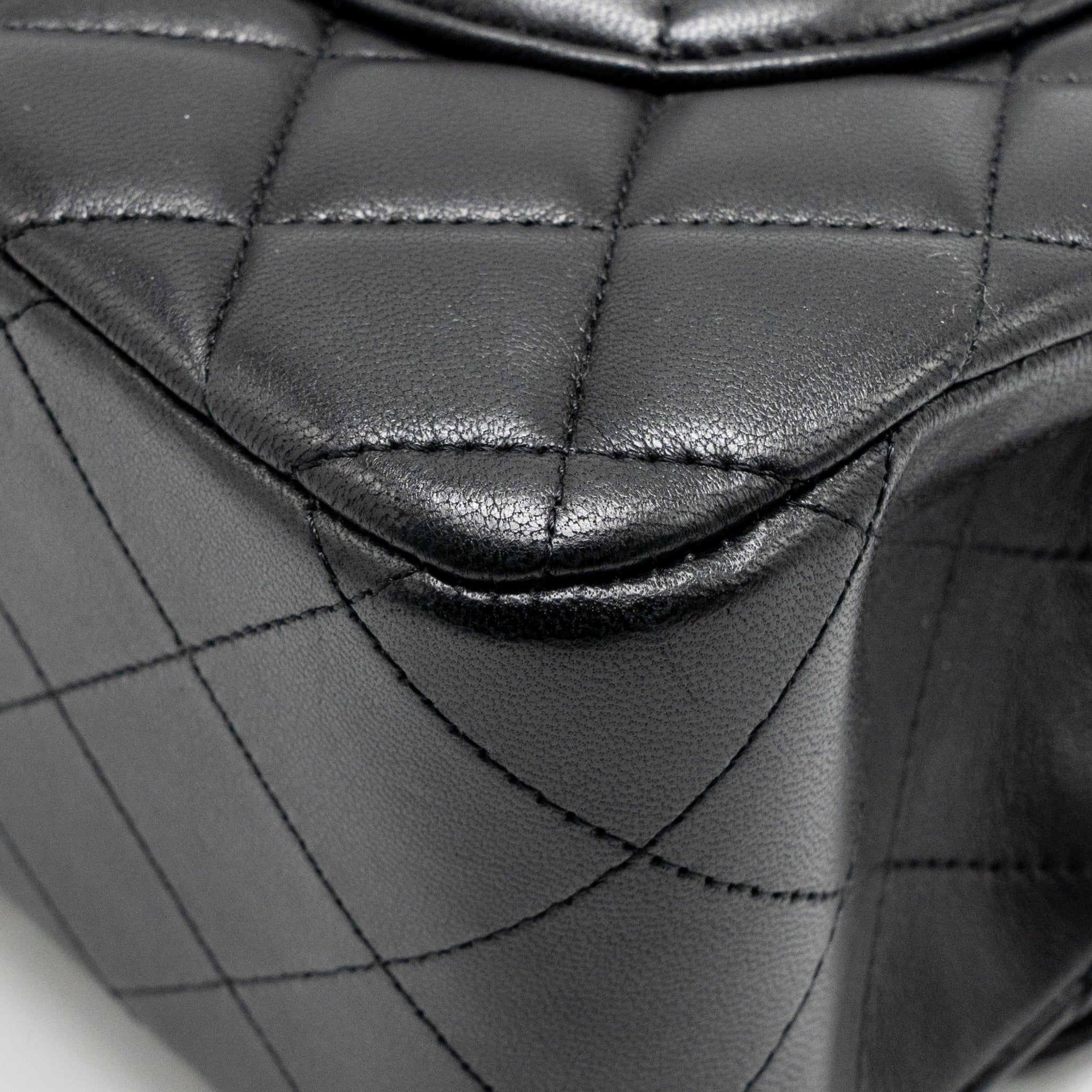 CHANEL JUMBO CLASSIC DOUBLE FLAP BAG LAMBSKIN BLACK GHW