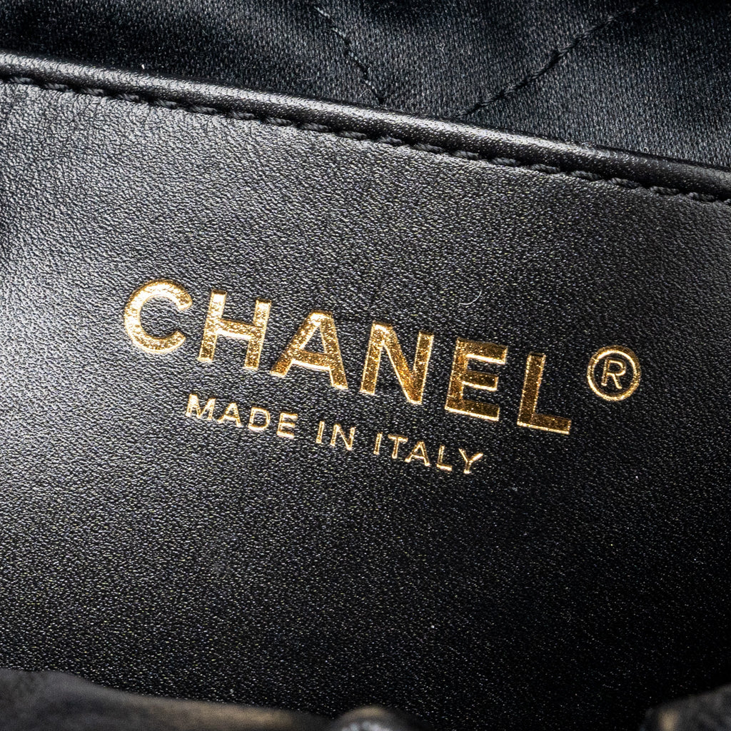 CHANEL MINI 22 BAG SHINY CALFSKIN BLACK GHW (MICROCHIP)