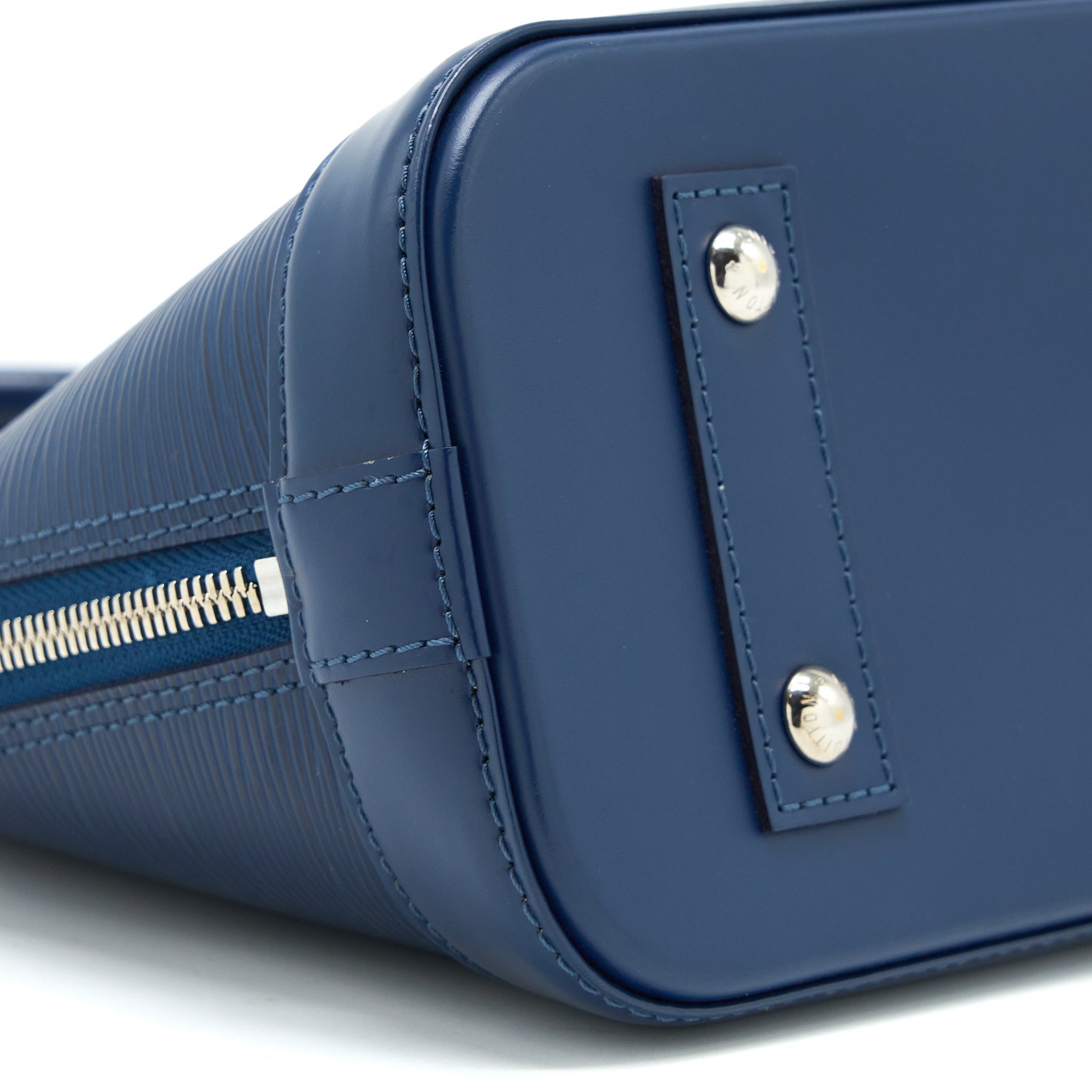 LOUIS VUITTON ALMA BB EPI INDIGO BLUE SHW