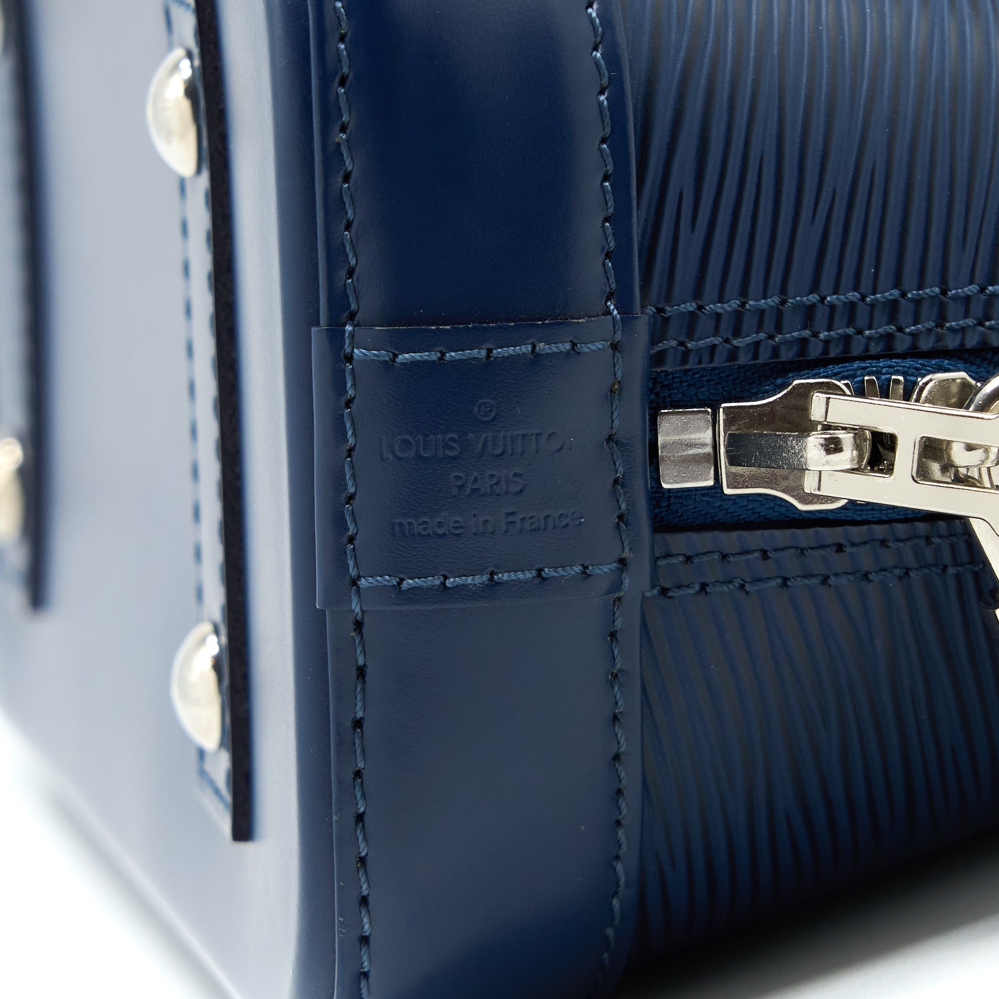 LOUIS VUITTON ALMA BB EPI INDIGO BLUE SHW