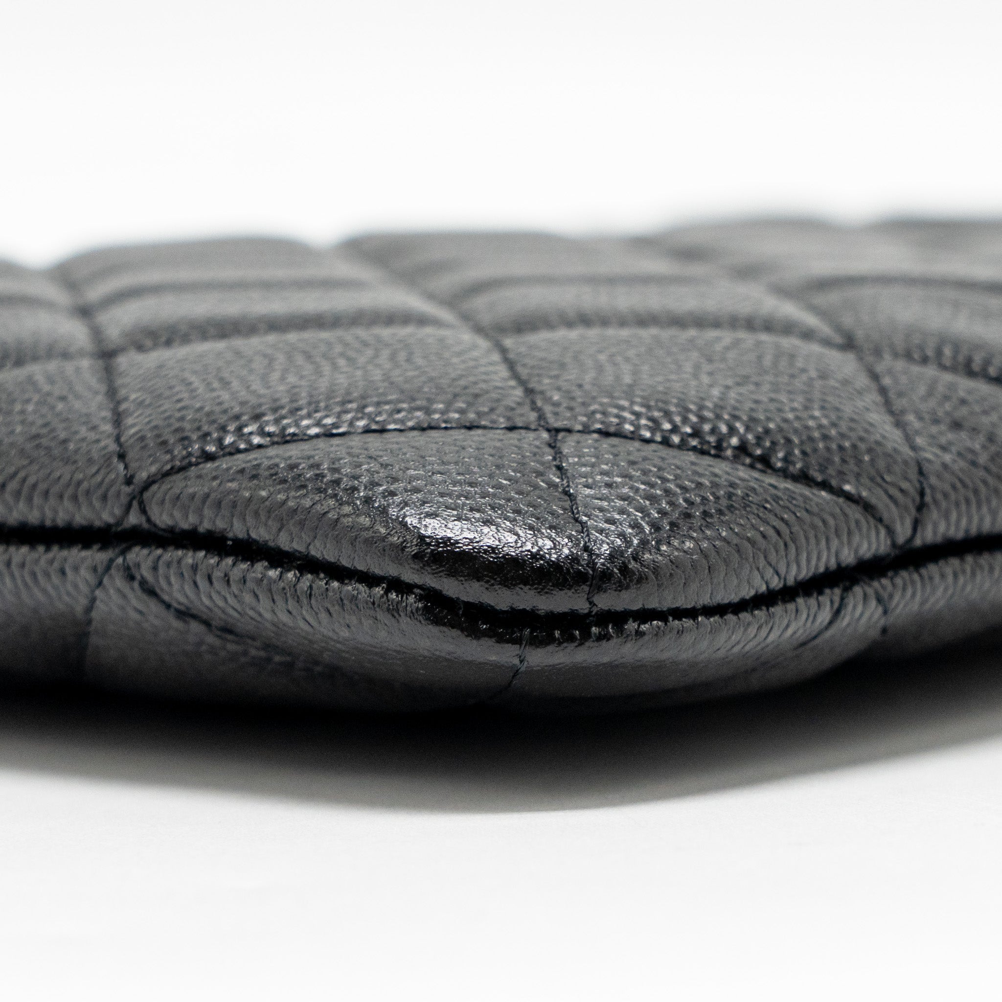 CHANEL O CASE CLUTCH CAVIAR BLACK GHW