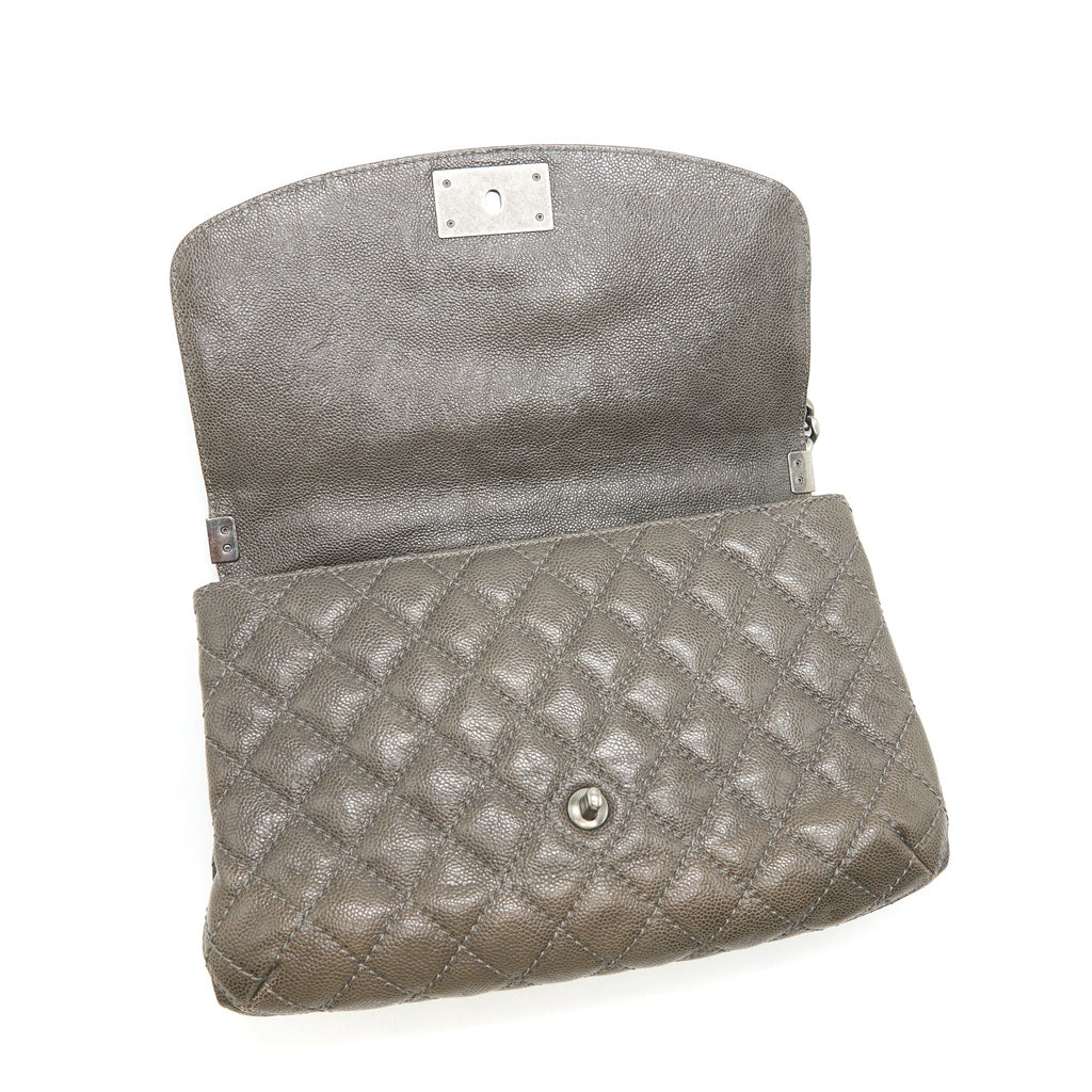 CHANEL SEASONAL JUMBO CAVIAR FLAP BAG GREY WITH RUTHENIUM HARDWARE