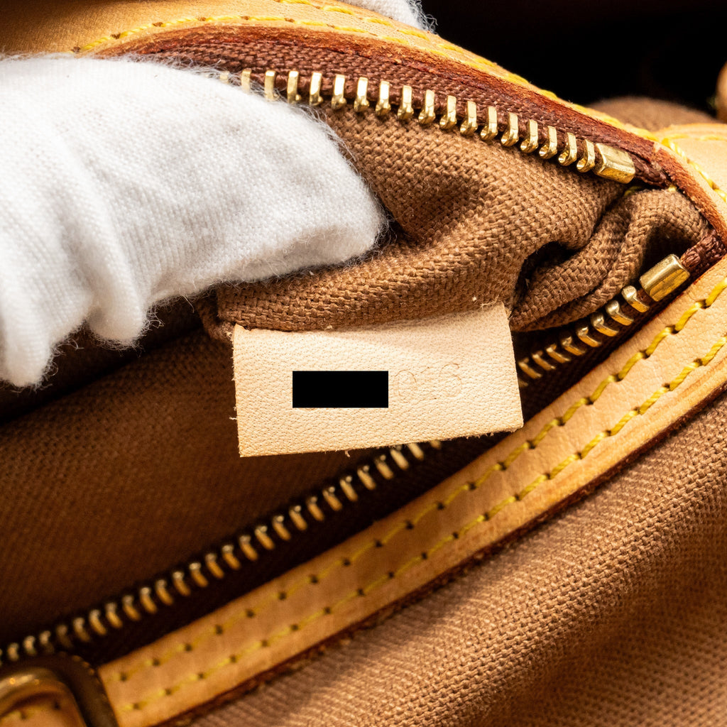 LOUIS VUITTON BATIGNOLLES VERTICAL MONOGRAM CANVAS GHW