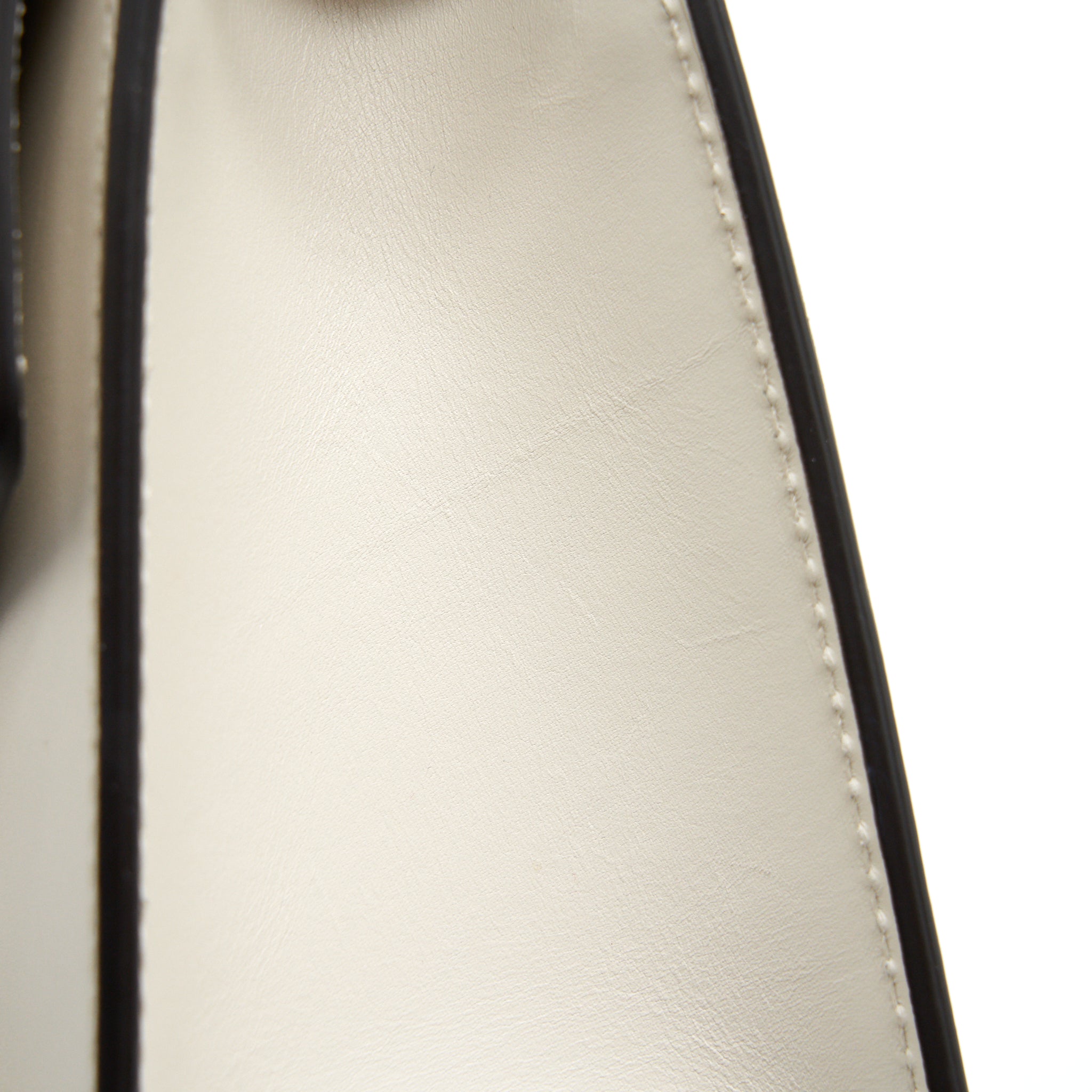 GUCCI MINI SYLVIE CHAIN BAG WHITE GHW