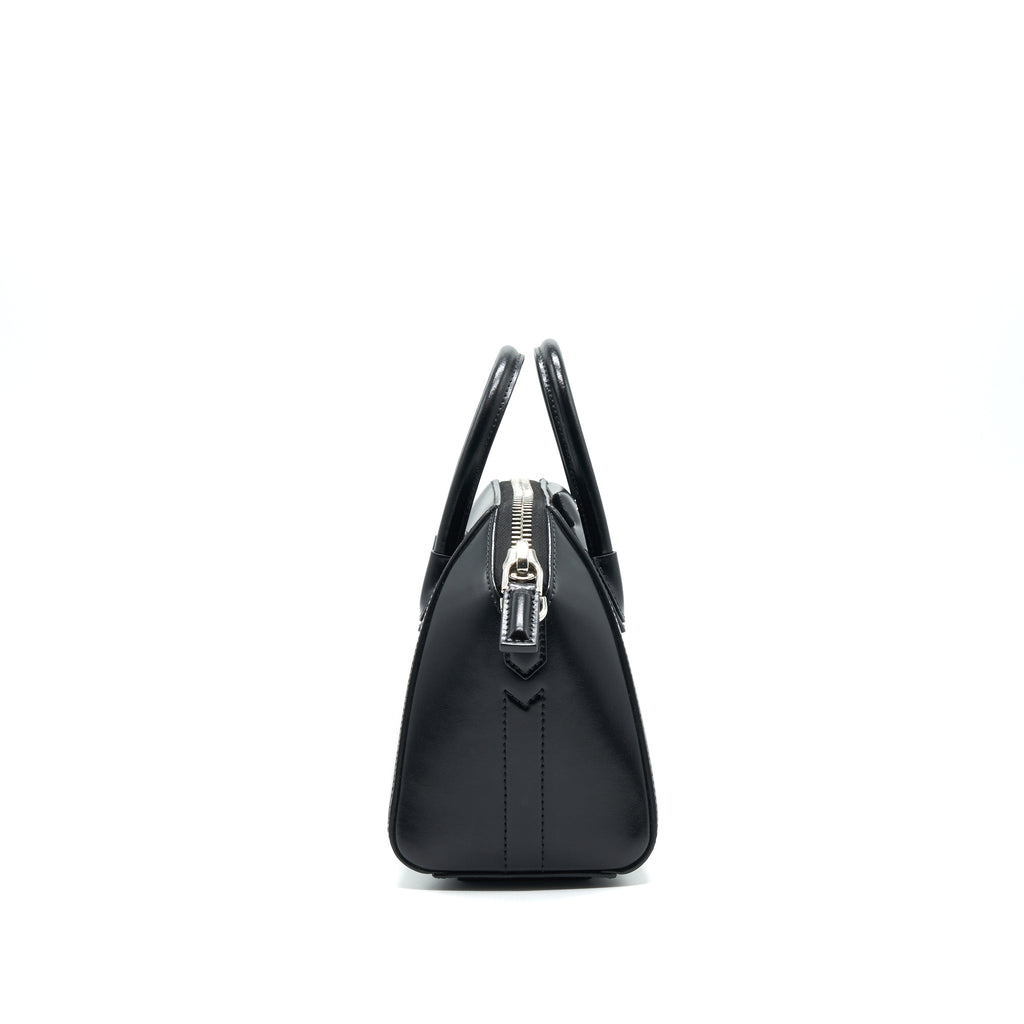 GIVENCHY ANTIGONA MINI SMOOTH CALFSKIN BLACK