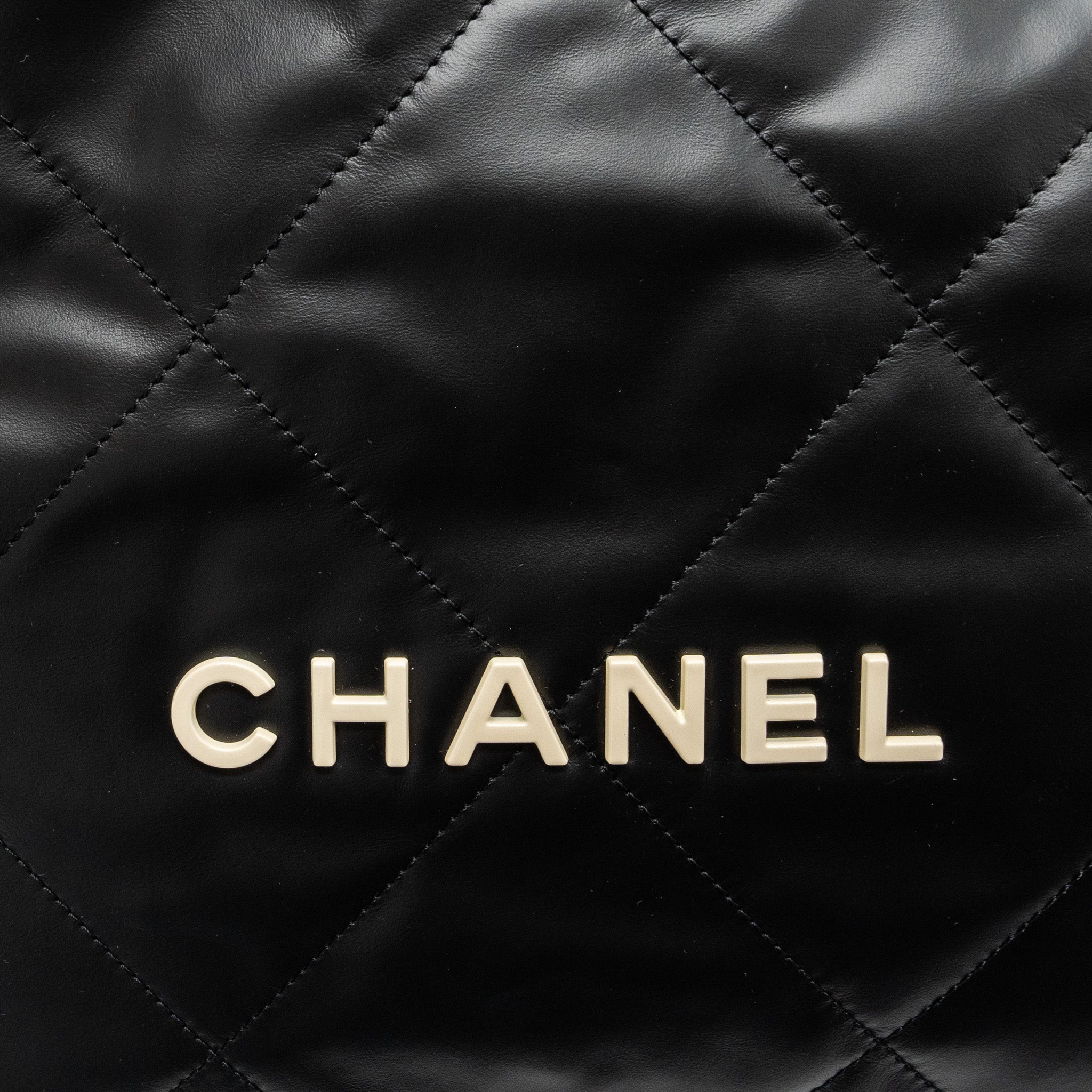 CHANEL SMALL 22 BAG CALFSKIN BLACK / WHITE LETTER GHW (MICROCHIP)
